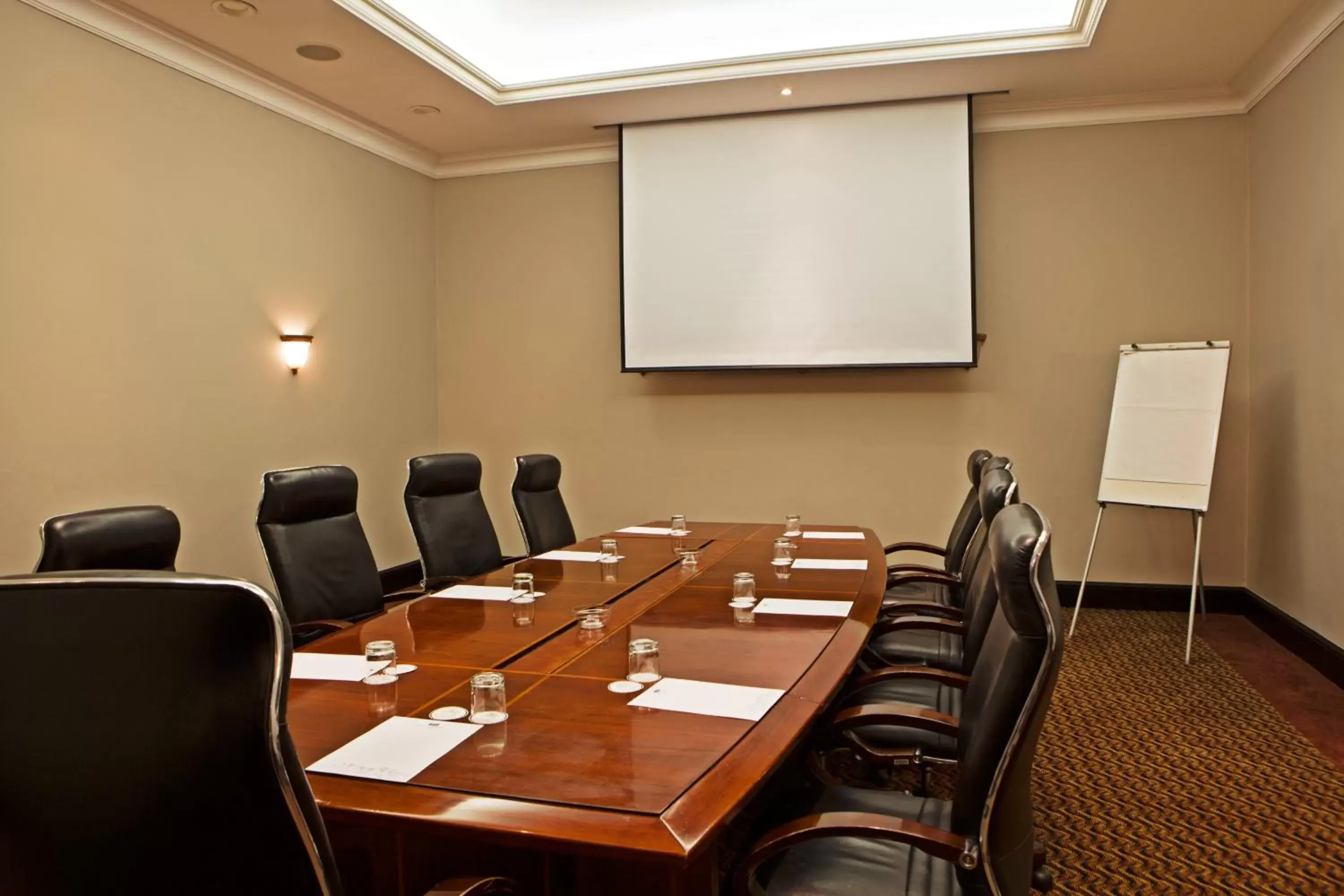 Meeting/conference room, Business Area/Conference Room in Holiday Inn - Johannesburg Sunnyside Park, an IHG Hotel