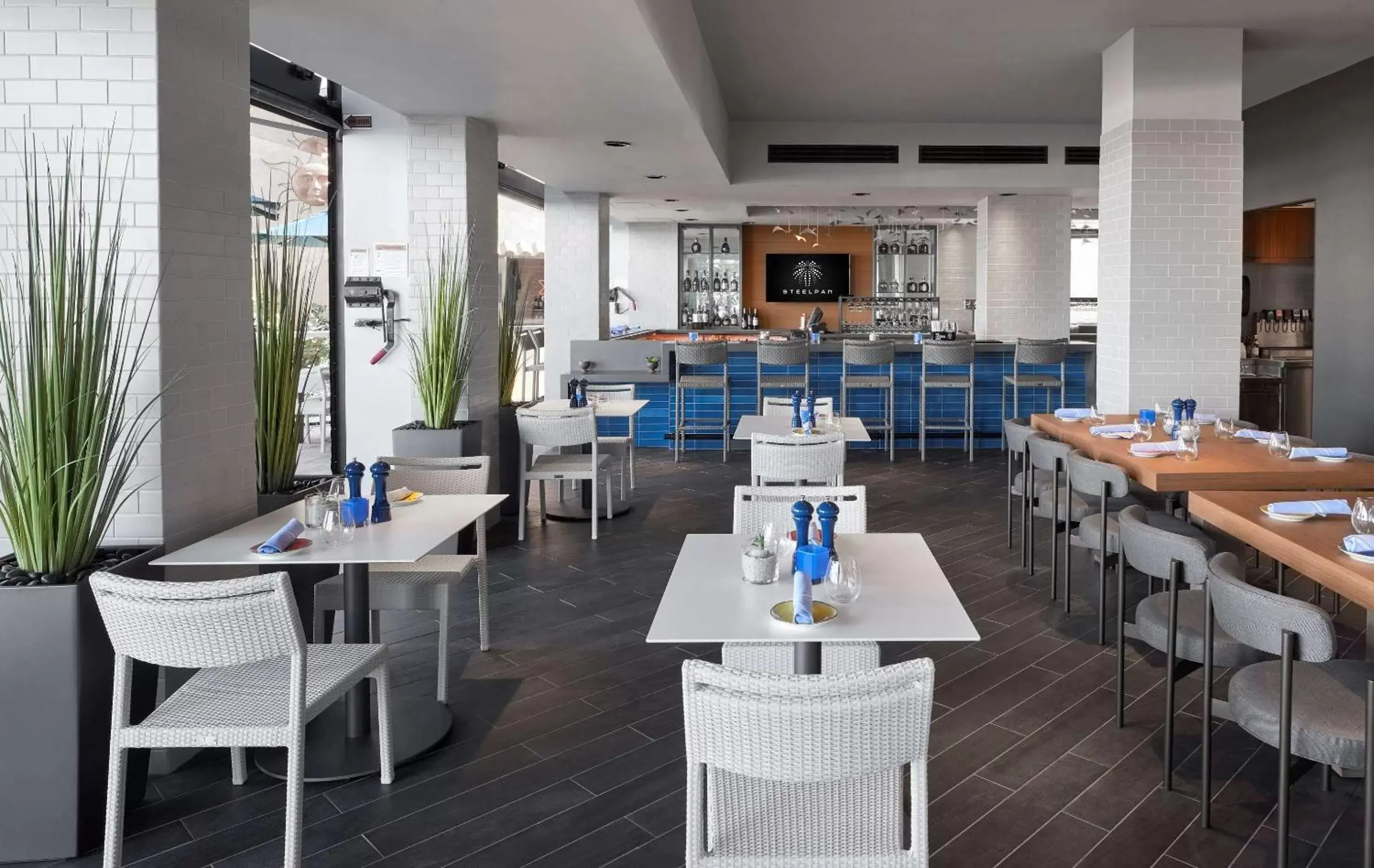 Property building, Restaurant/Places to Eat in Sonesta Fort Lauderdale Beach