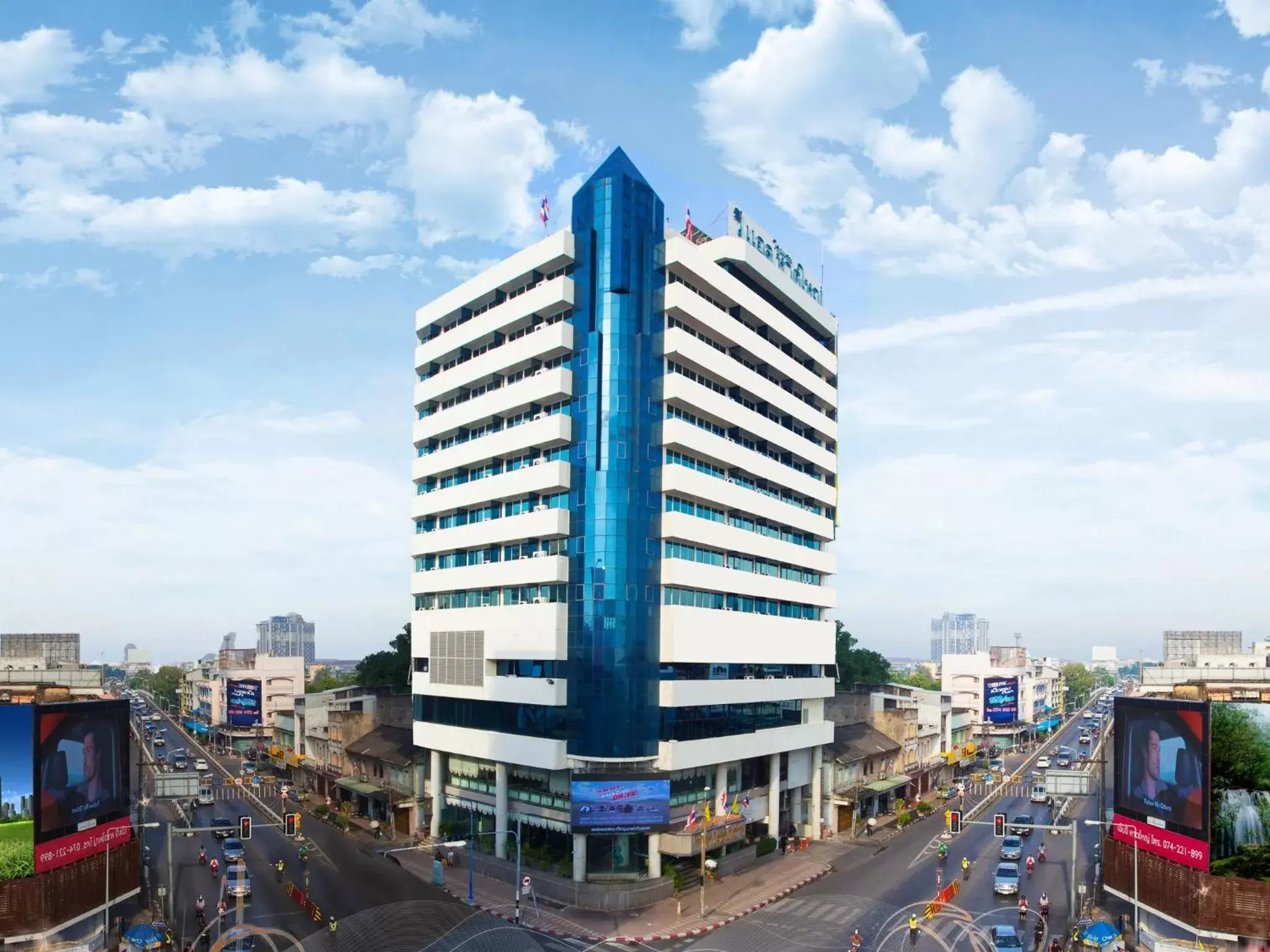 Bird's eye view in V.L. Hatyai Hotel