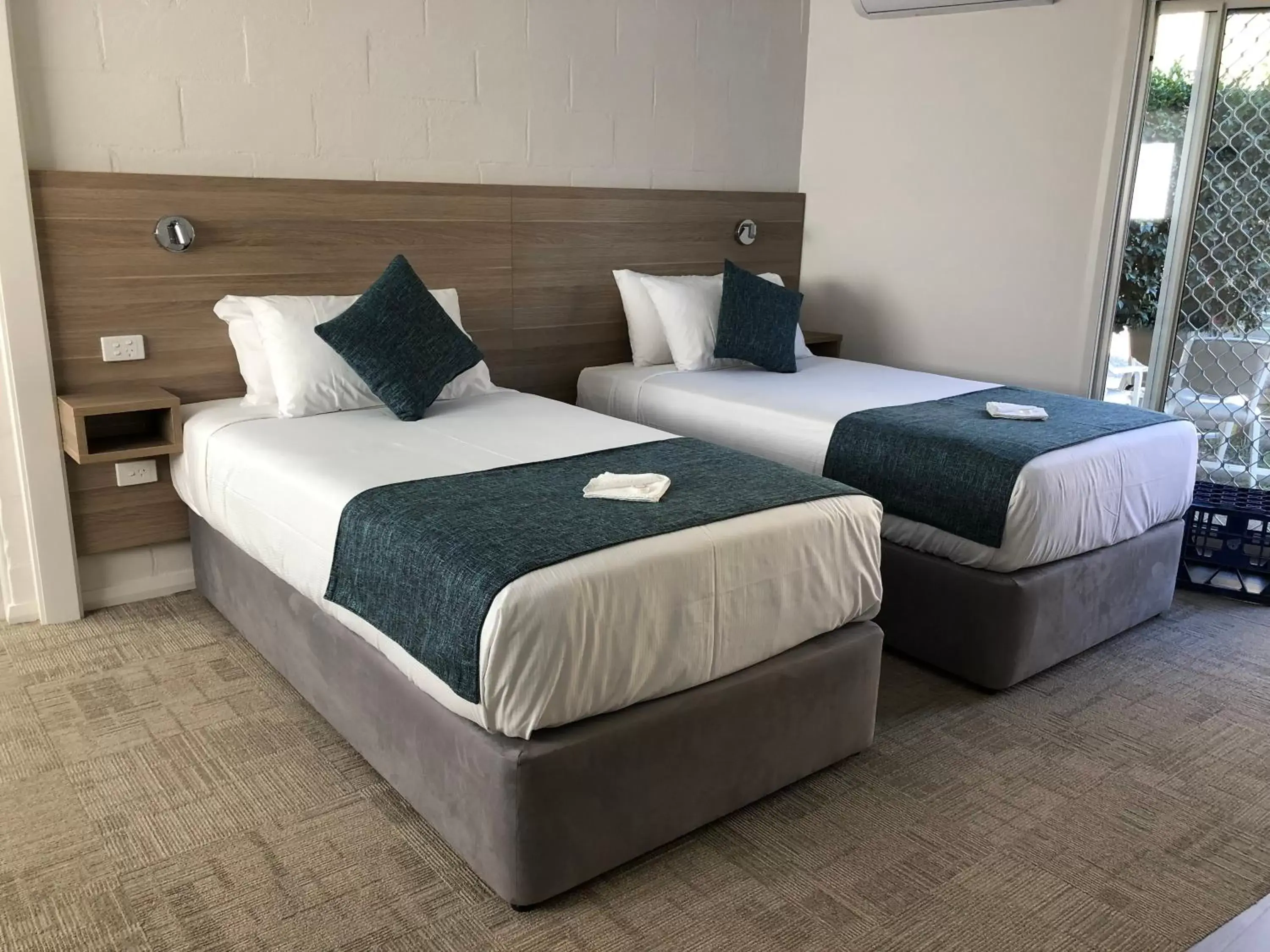 Bed in Gundagai Tourist Suites