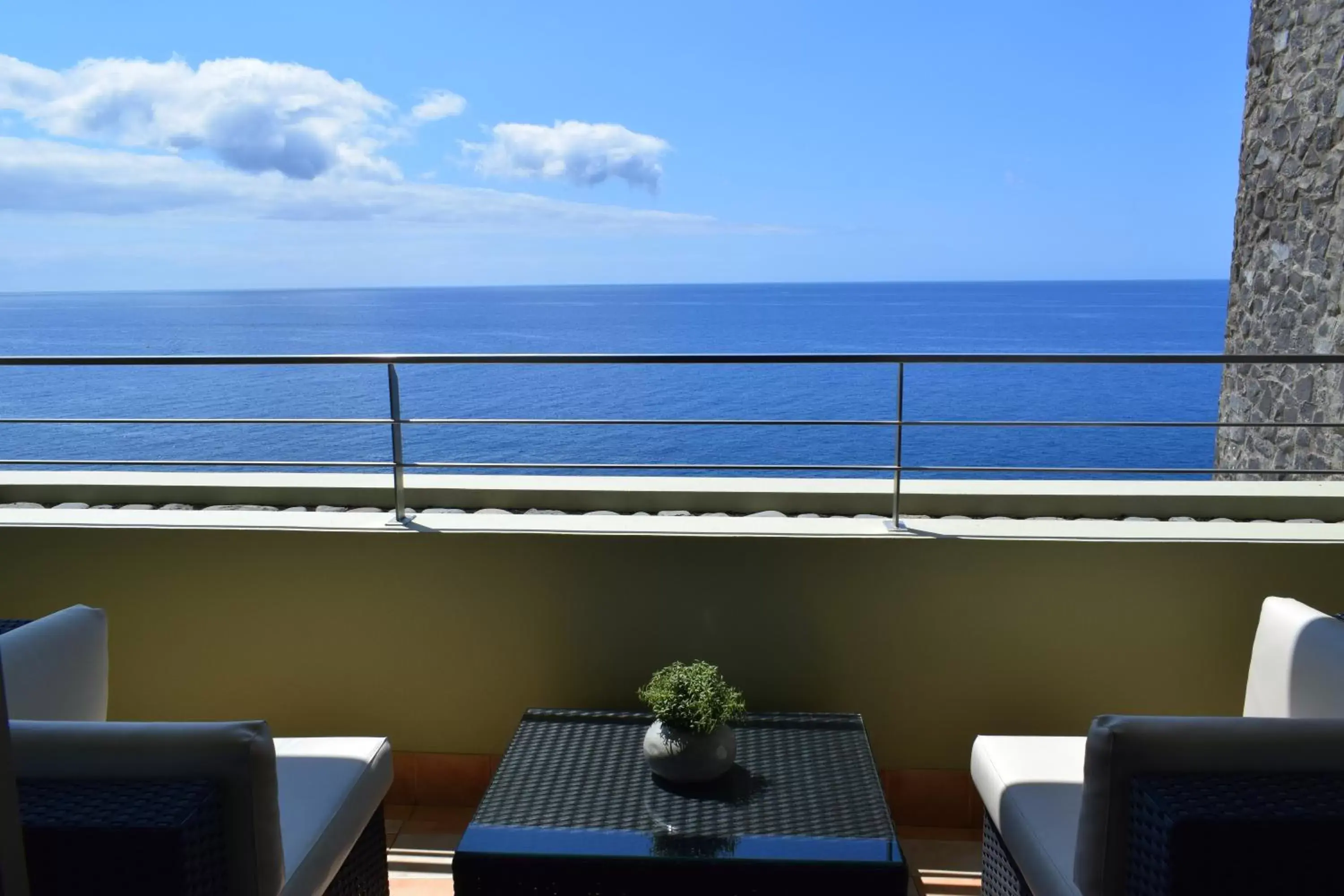 Bathroom in Madeira Regency Cliff - Adults Only