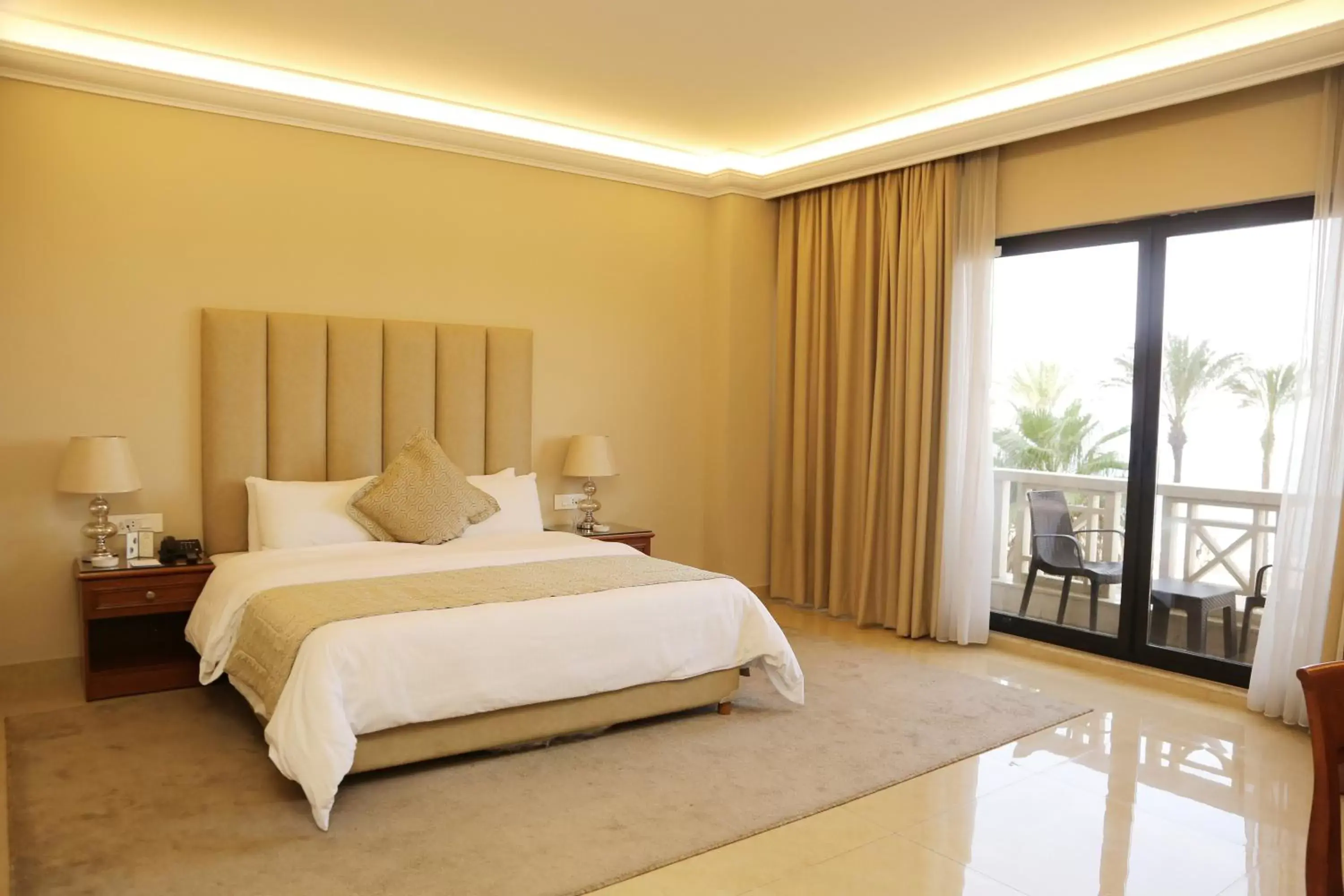 Bed in Bayview Hotel Beirut