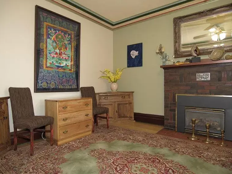 Dining area, Seating Area in Downtown Bed and Breakfast