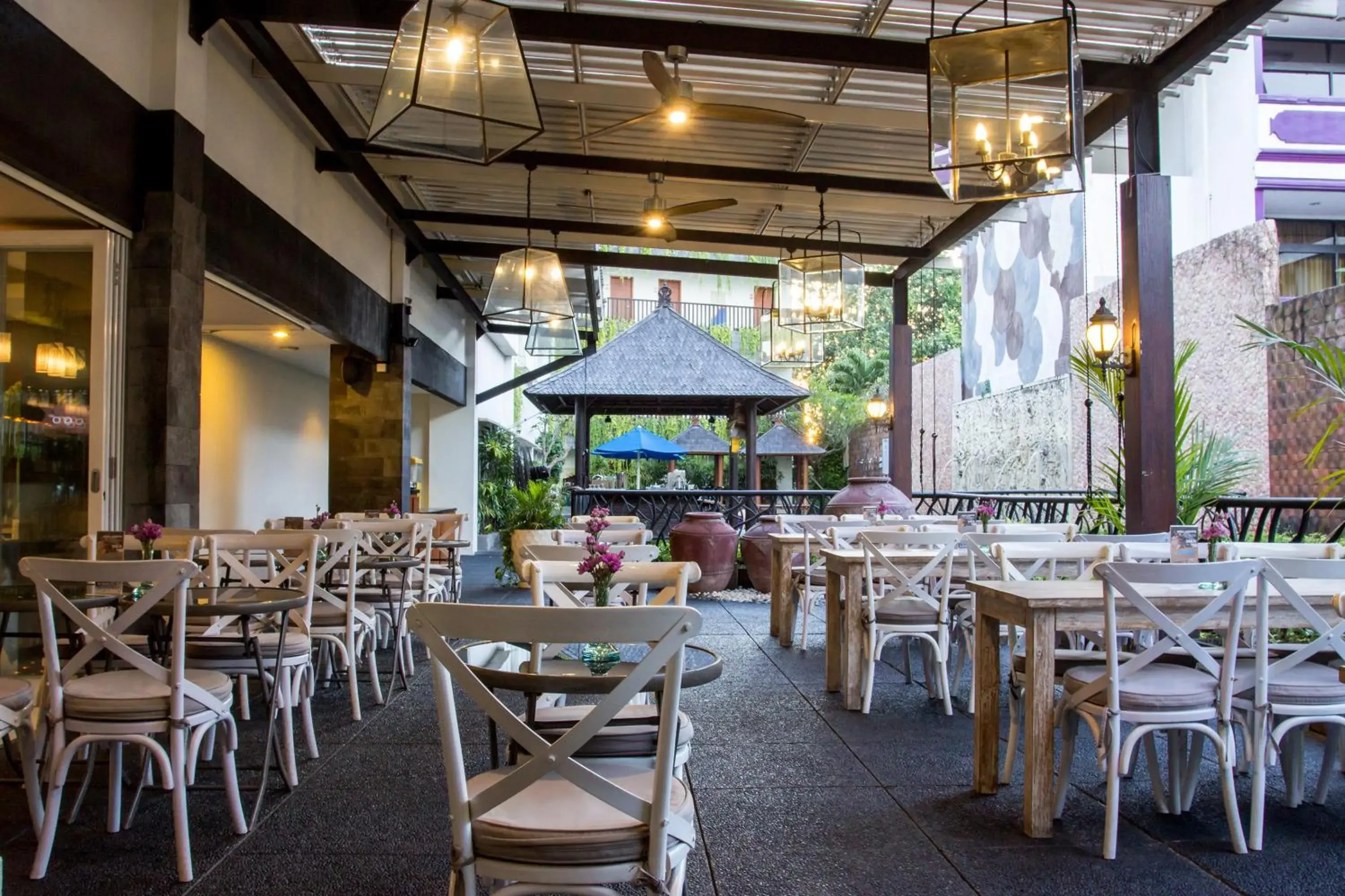 Restaurant/places to eat in Natya Hotel Kuta Restaurant/places to eat in Natya Hotel Kuta