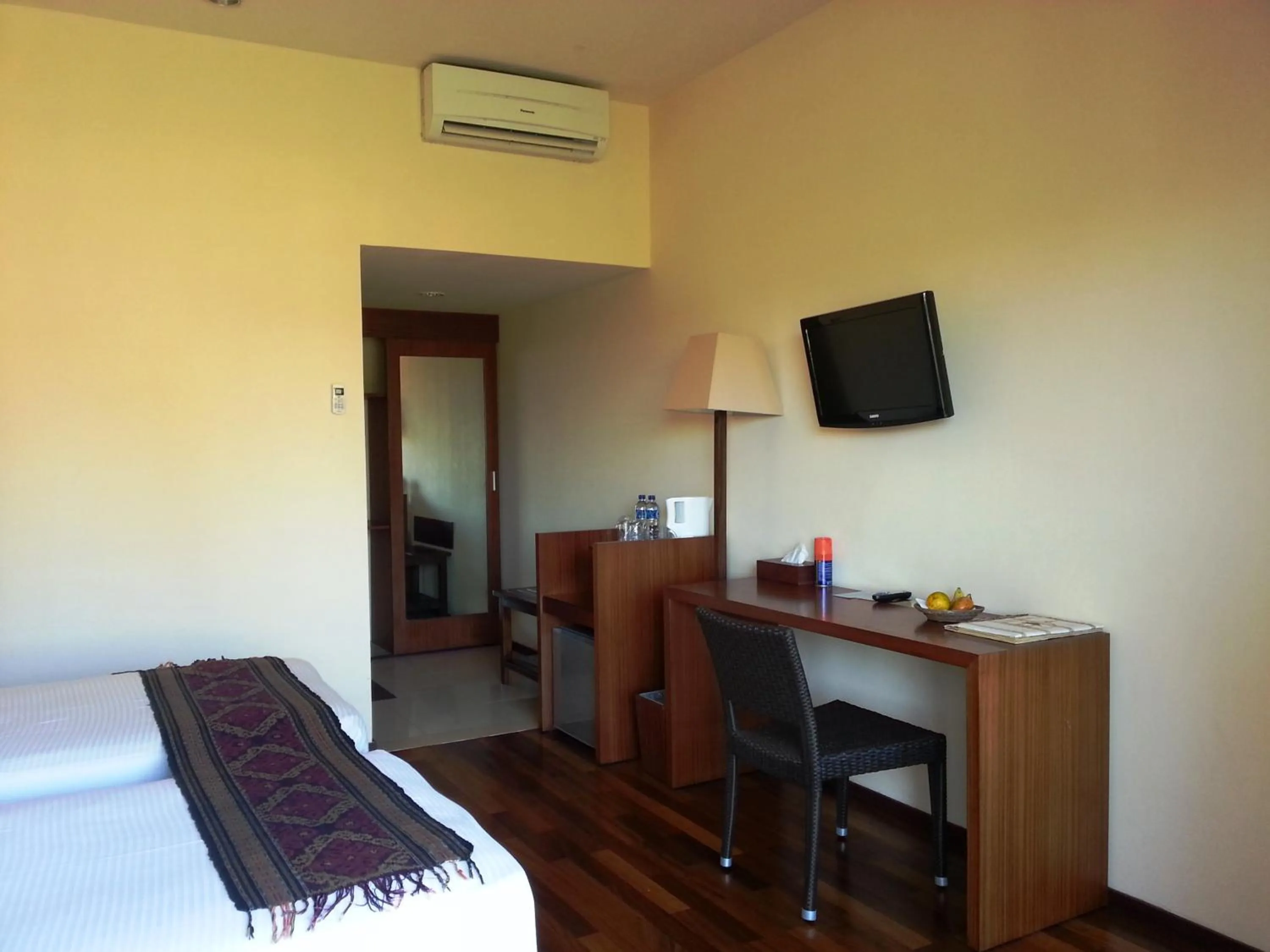 Photo of the whole room, Bed in Biyukukung Suite & Spa