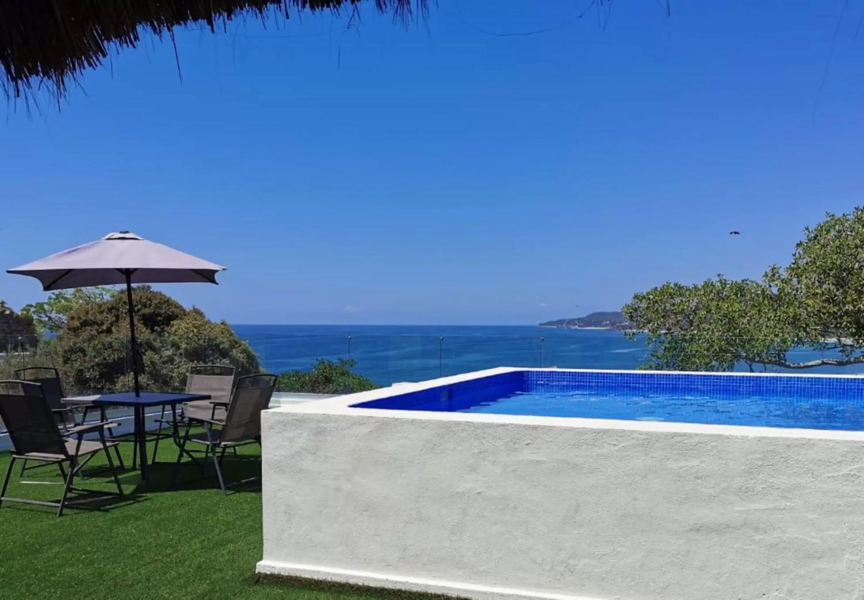 Decorative detail, Swimming Pool in Hotel Ysuri Sayulita