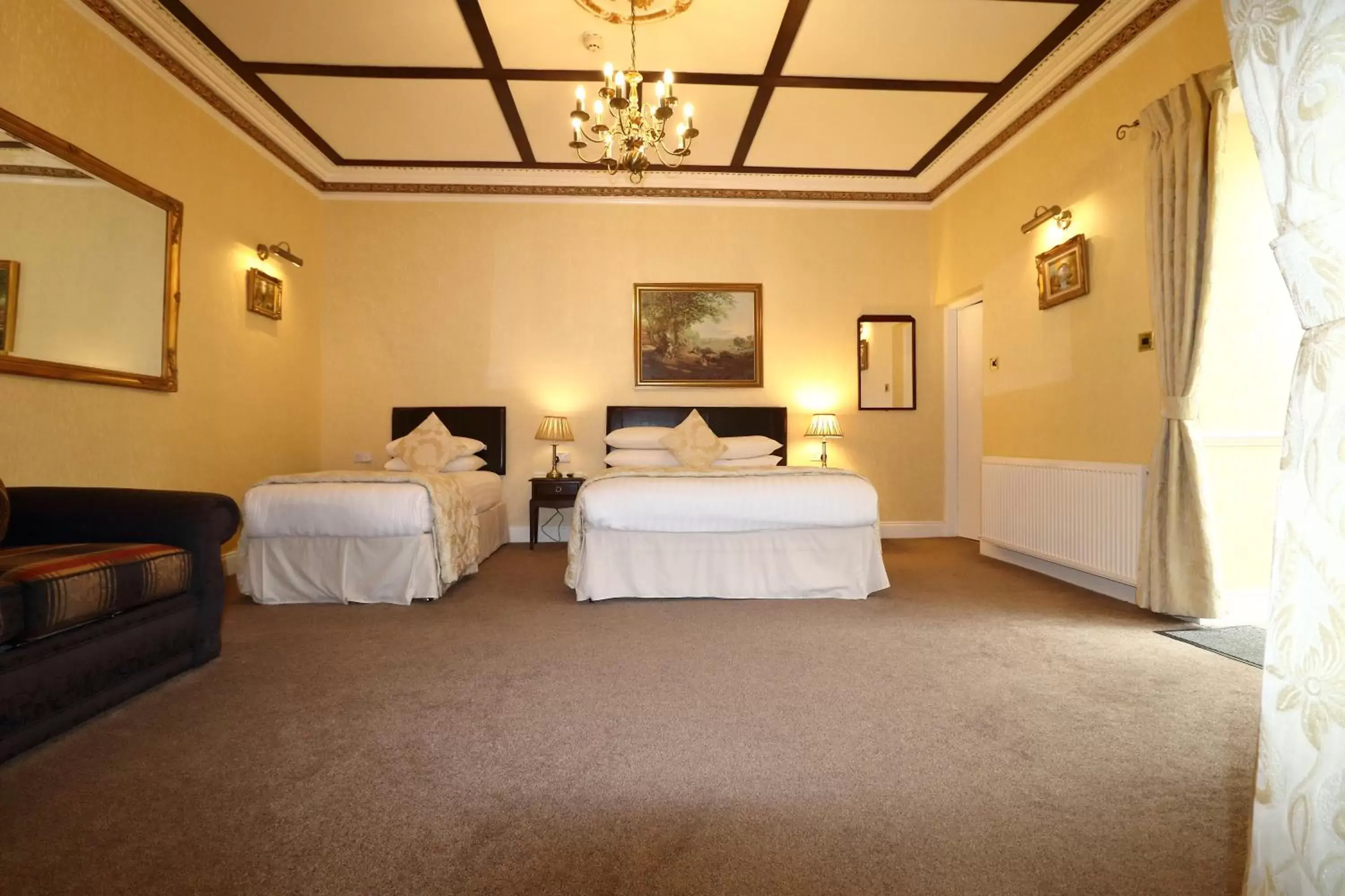 Photo of the whole room, Bed in Westlands of Pitlochry