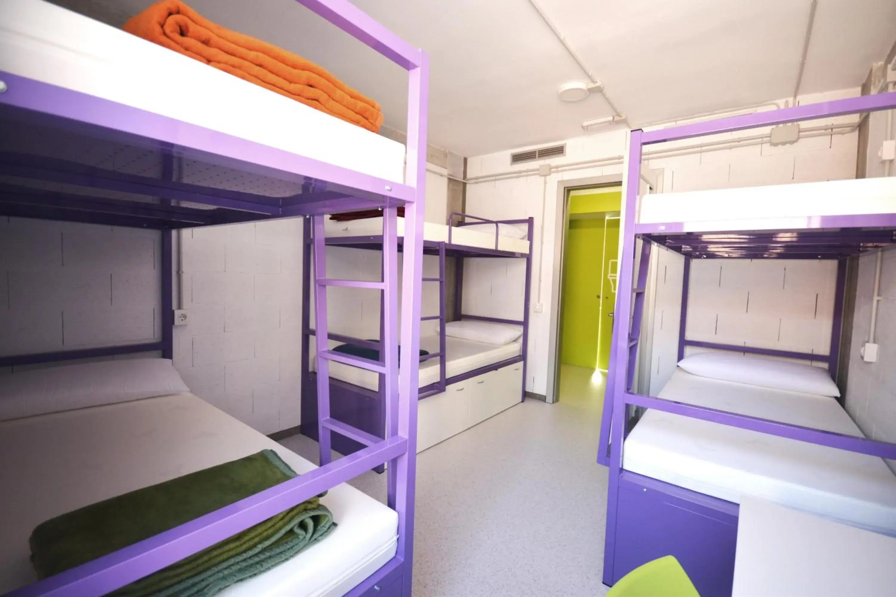 Photo of the whole room, Bunk Bed in Scout Madrid Hostel