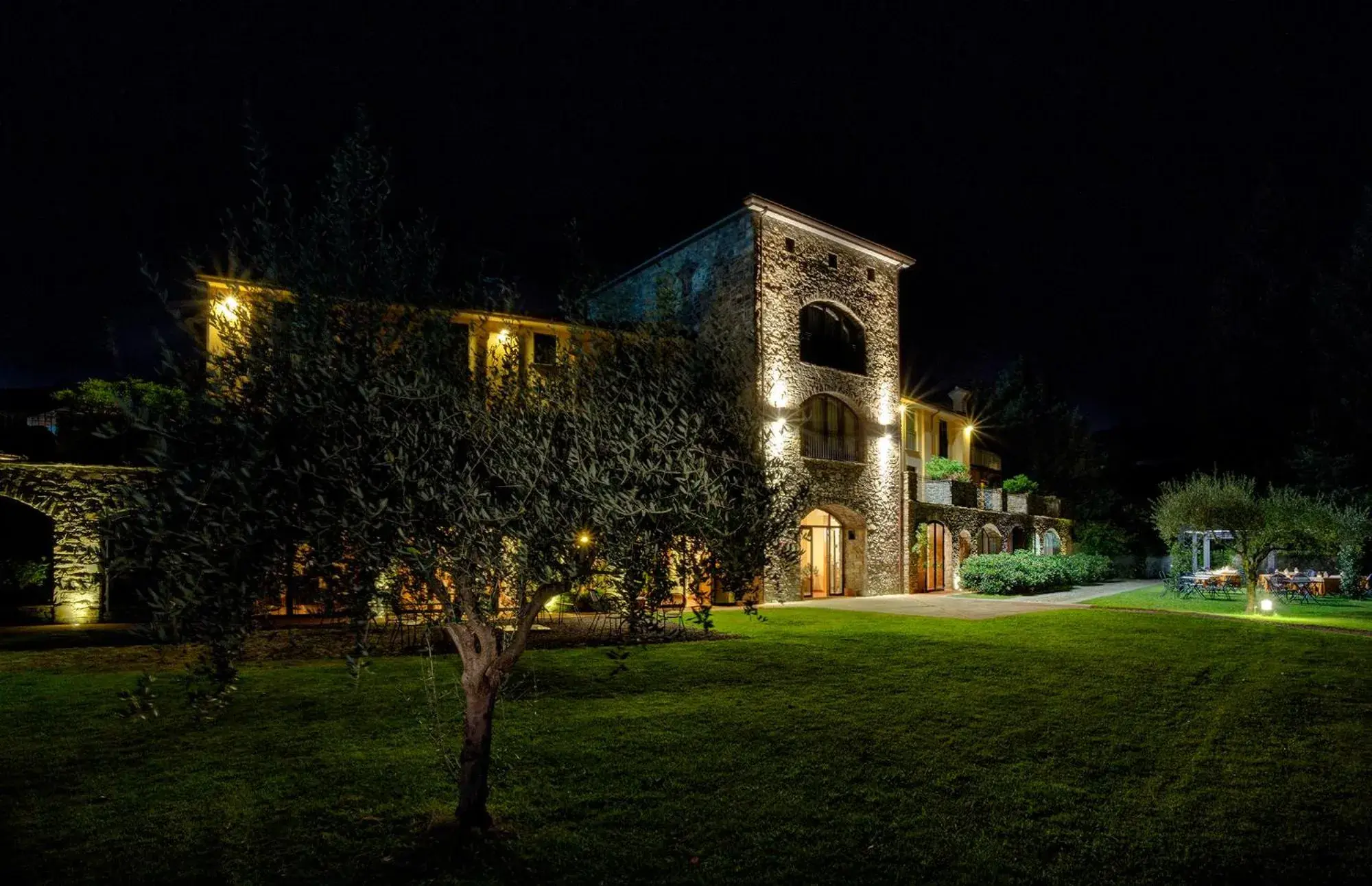 Facade/entrance, Property Building in Cà Del Moro Resort