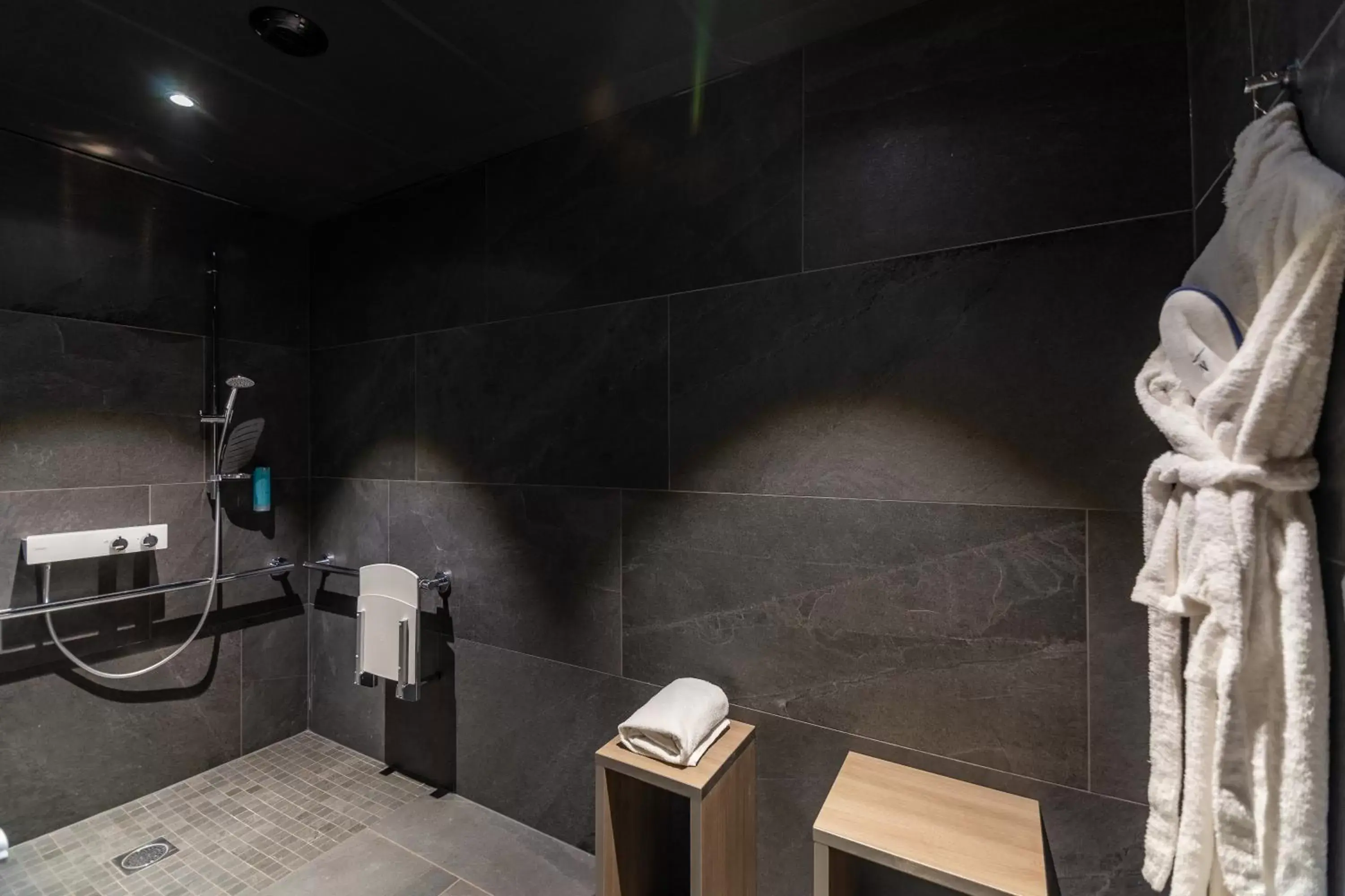 Massage, Bathroom in Novotel Suites Colmar Centre