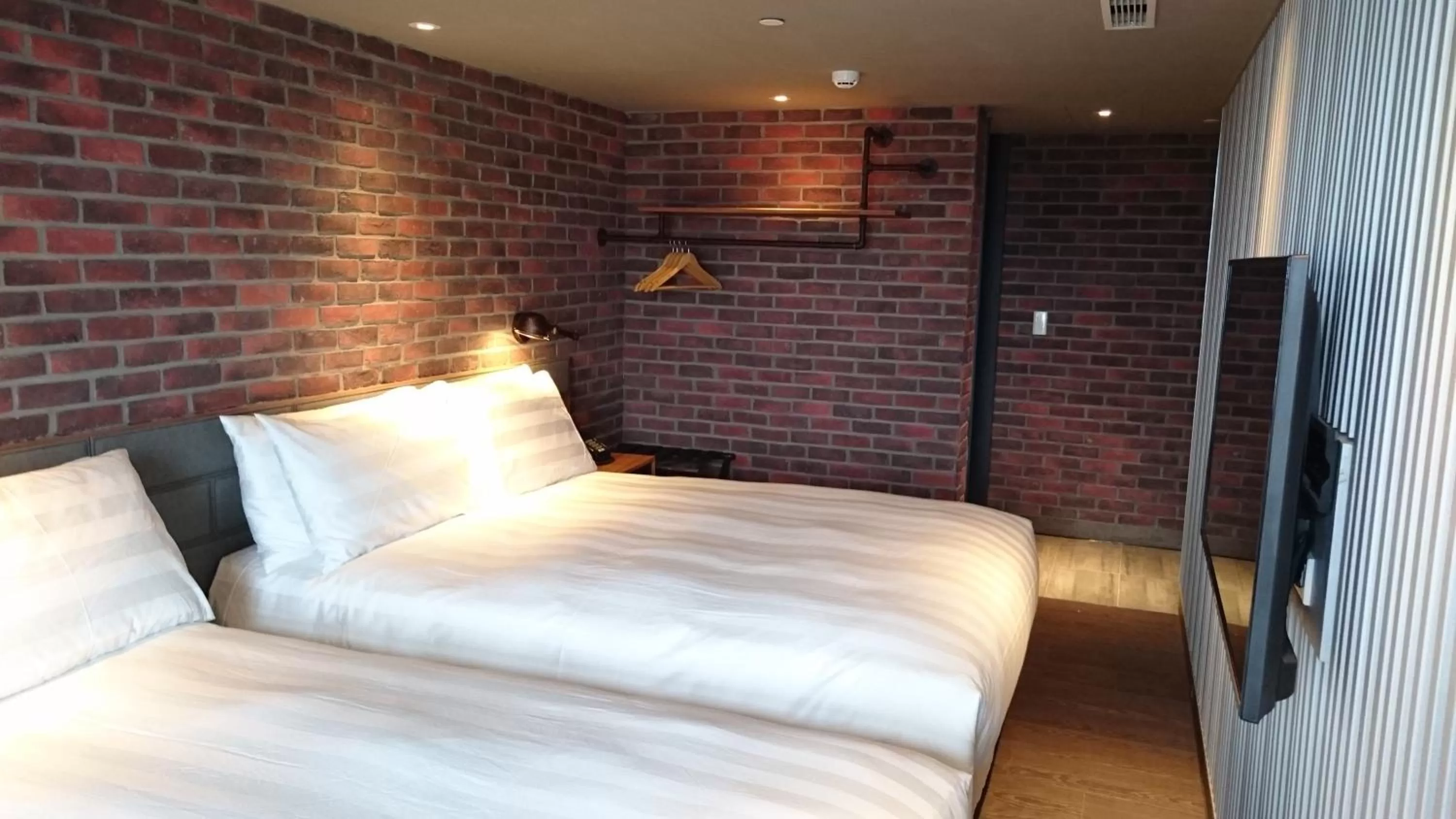 Bed in City Suites - Kaohsiung Pier2