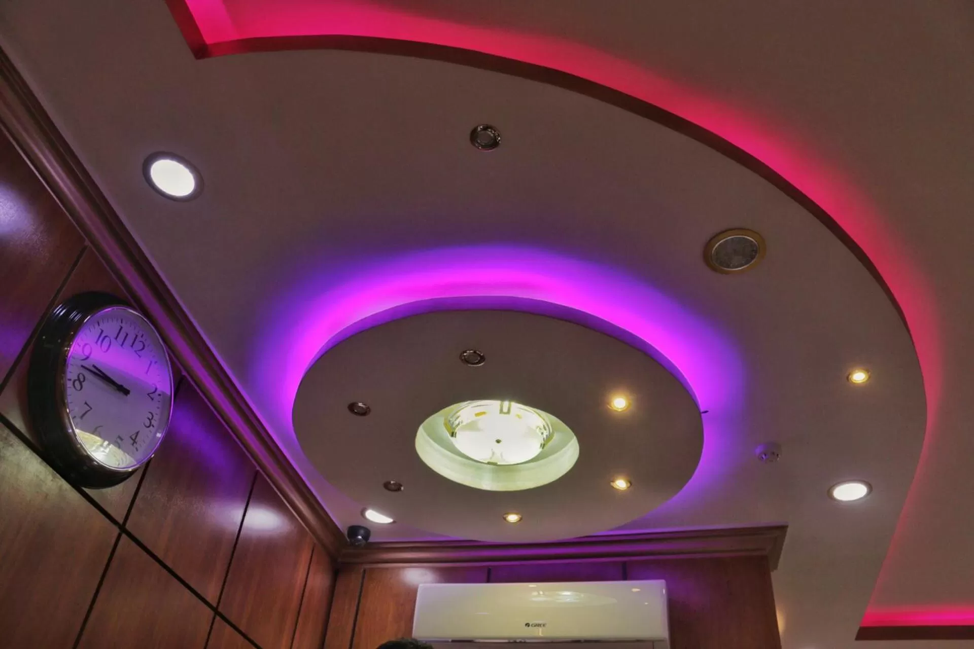 Property building in شقق نطوان للشقق المخدومة