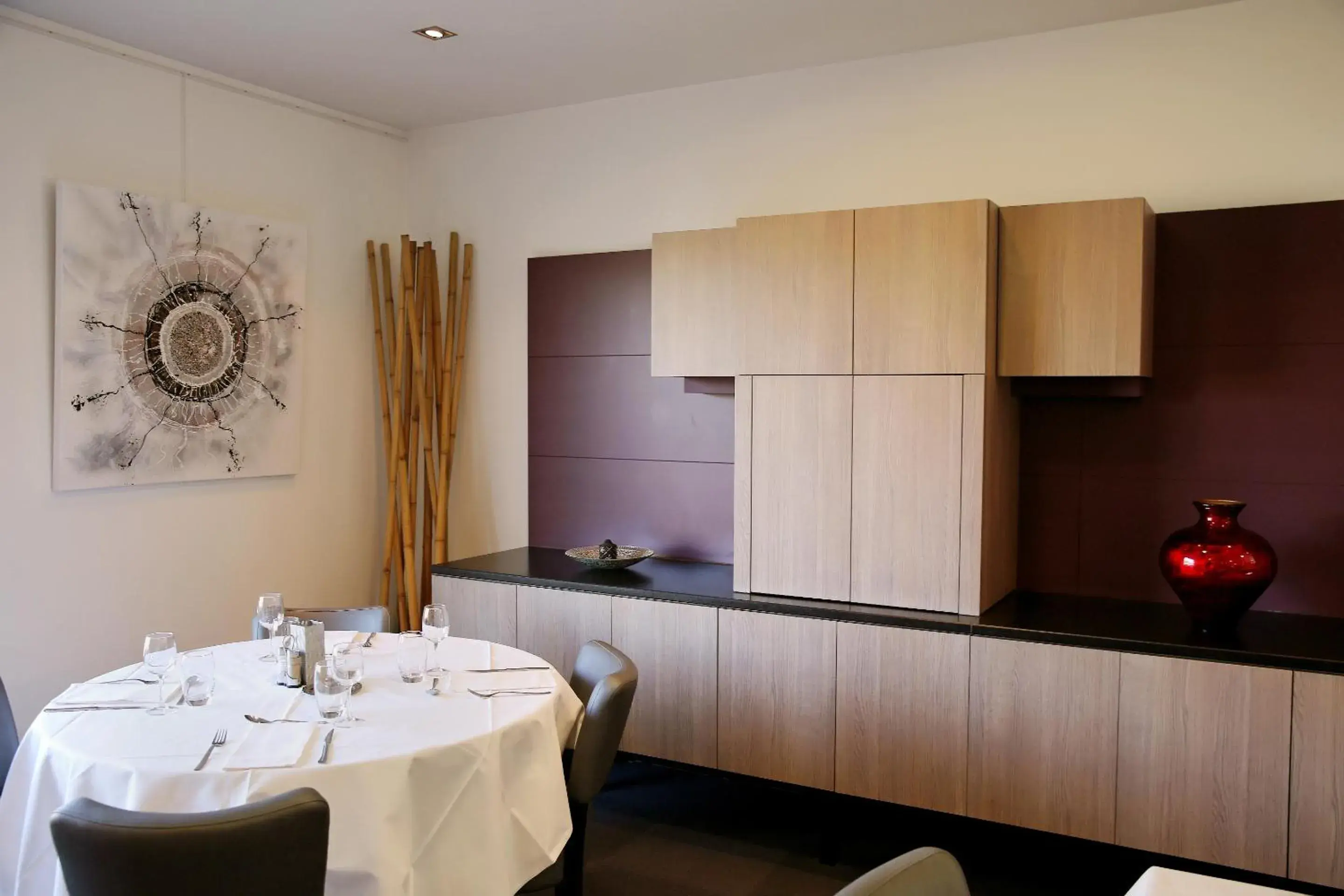 Restaurant/places to eat, Kitchen/Kitchenette in The Originals City, Hotel Le Caussea, Castres (Inter-Hotel)