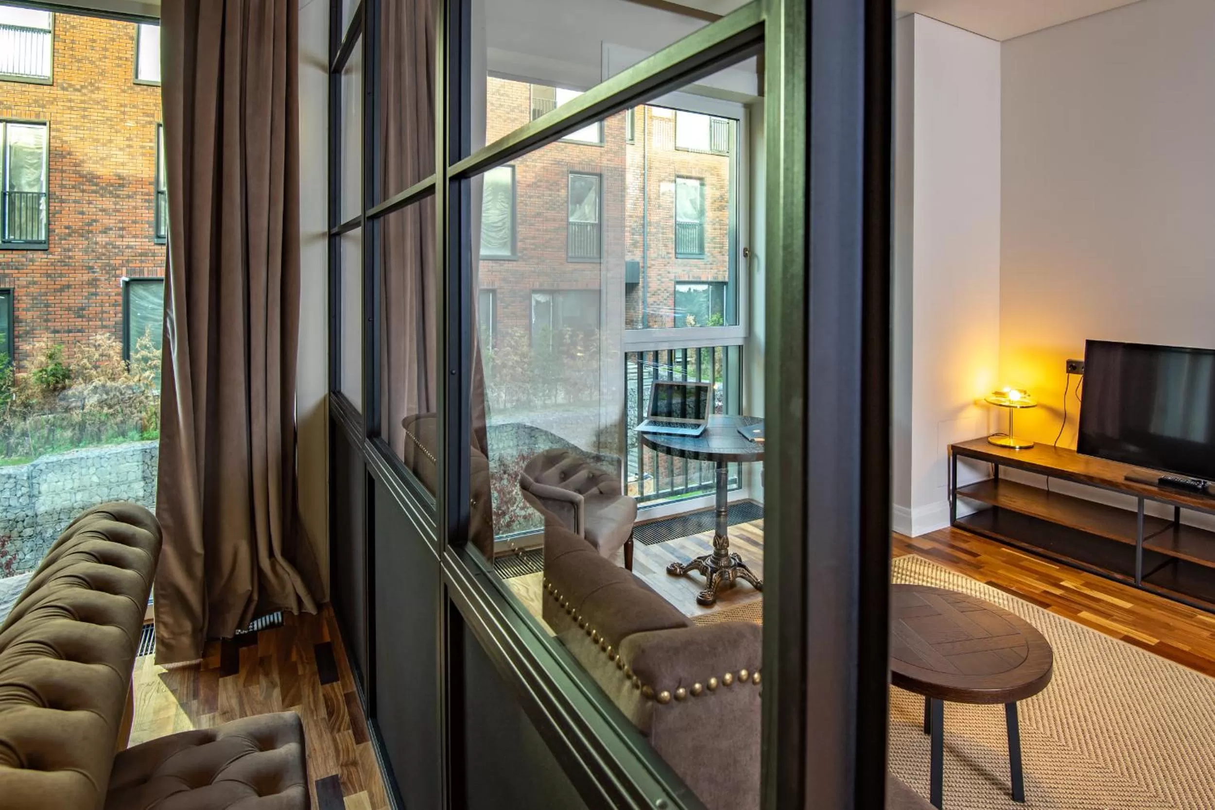 Warm House Apart Hotel