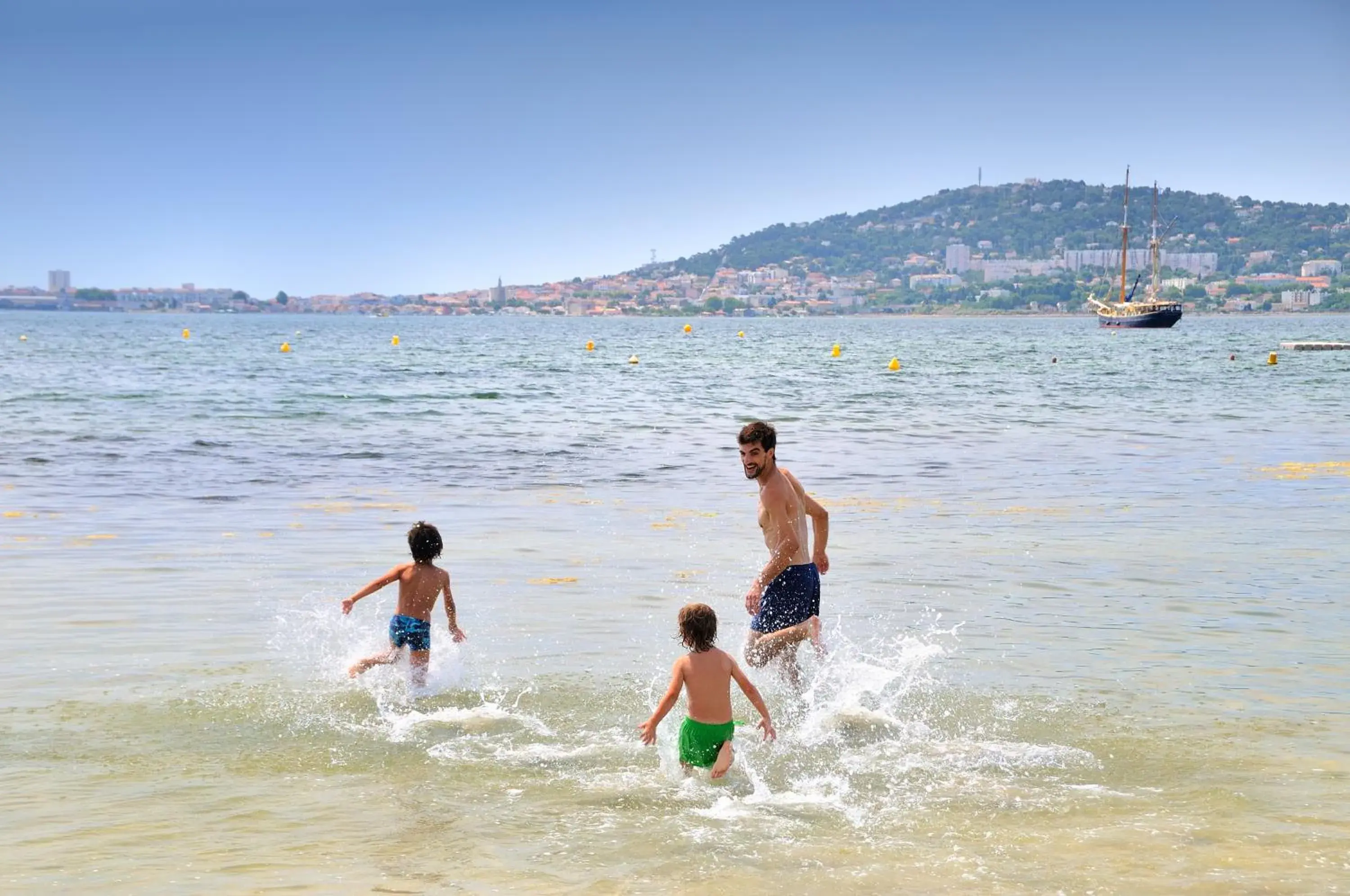 Activities, Beach in Operalia Hotel les Pins