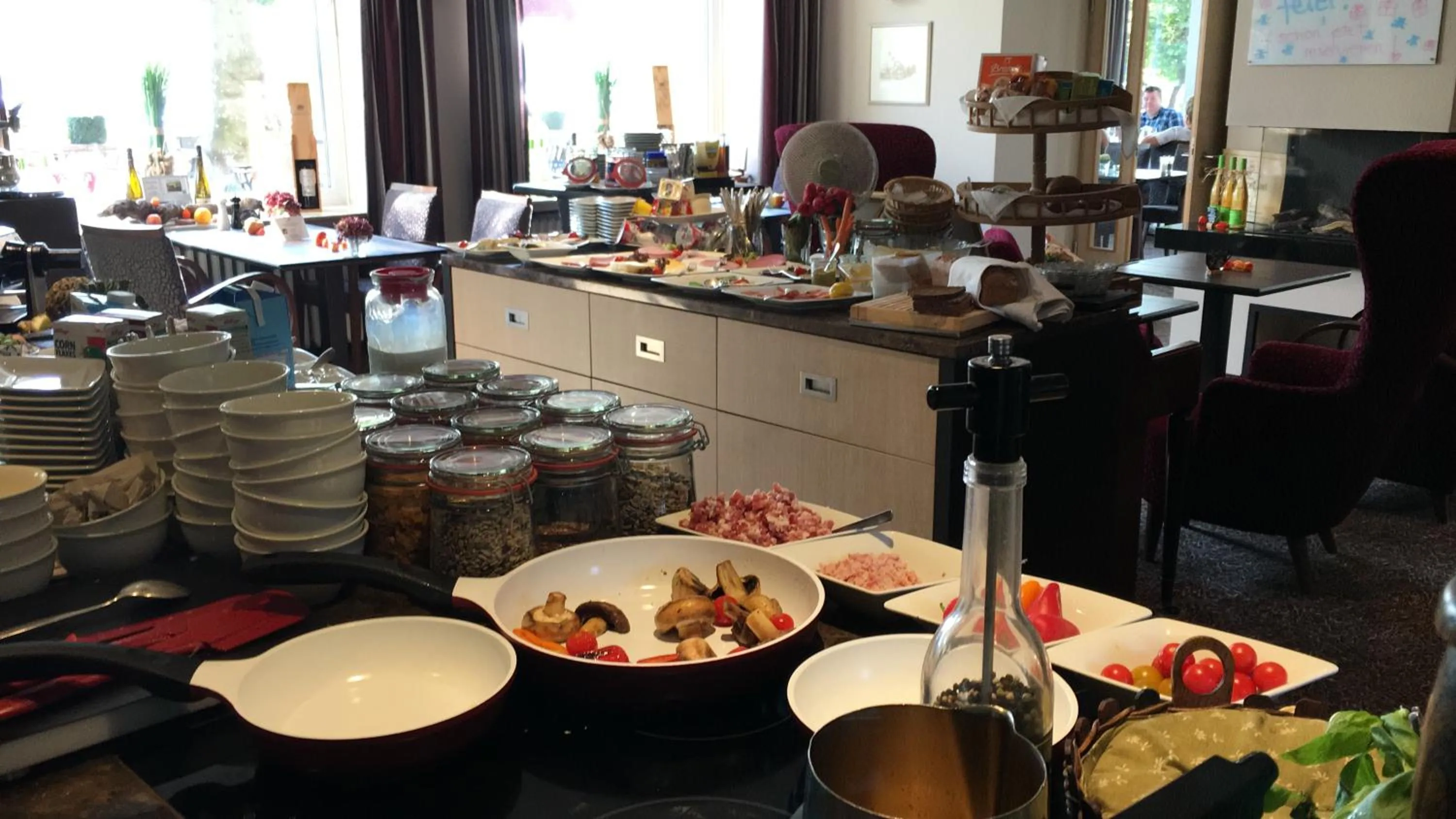 Restaurant/places to eat in Rhein-Hotel Nierstein