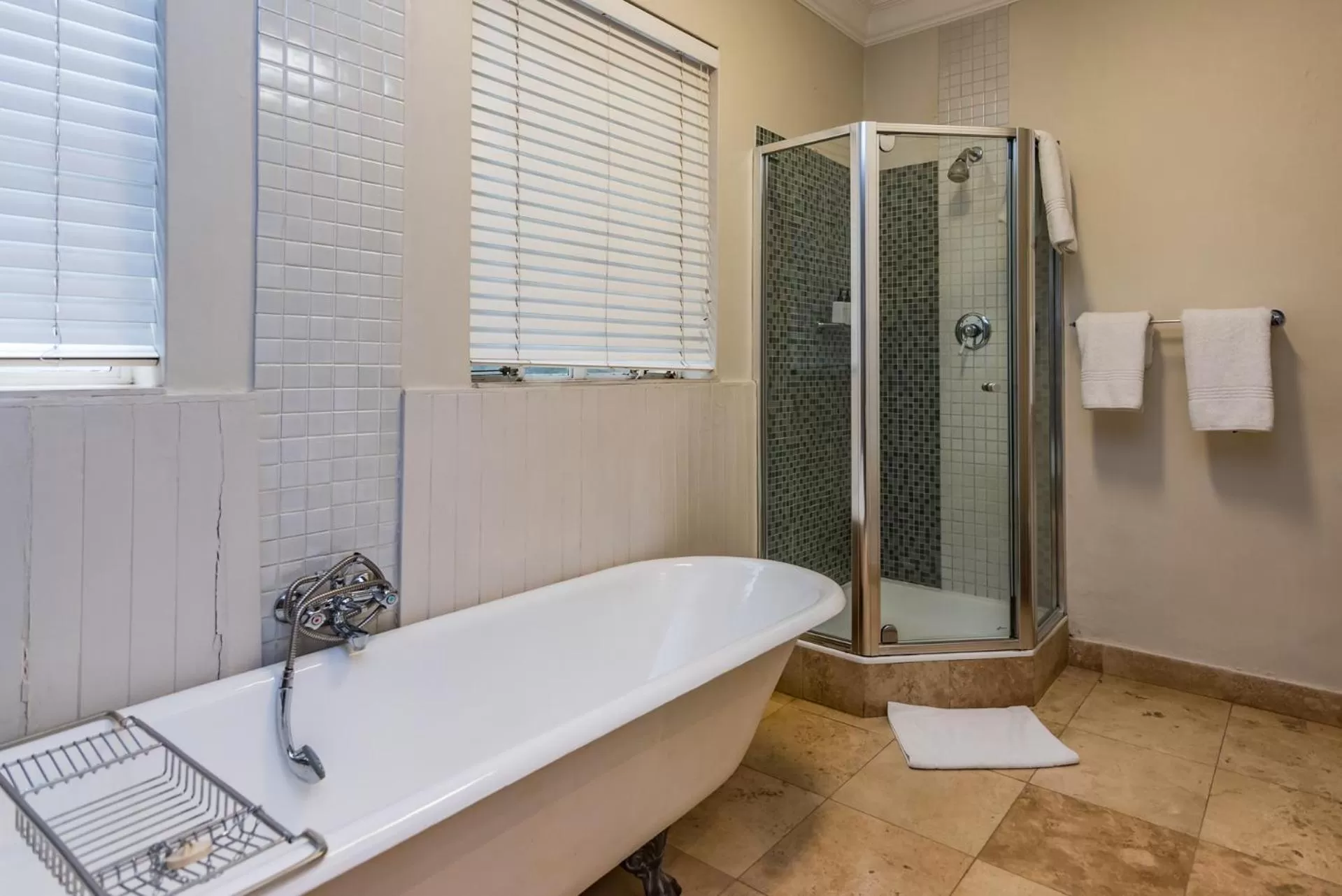 Shower in Clico Boutique Hotel