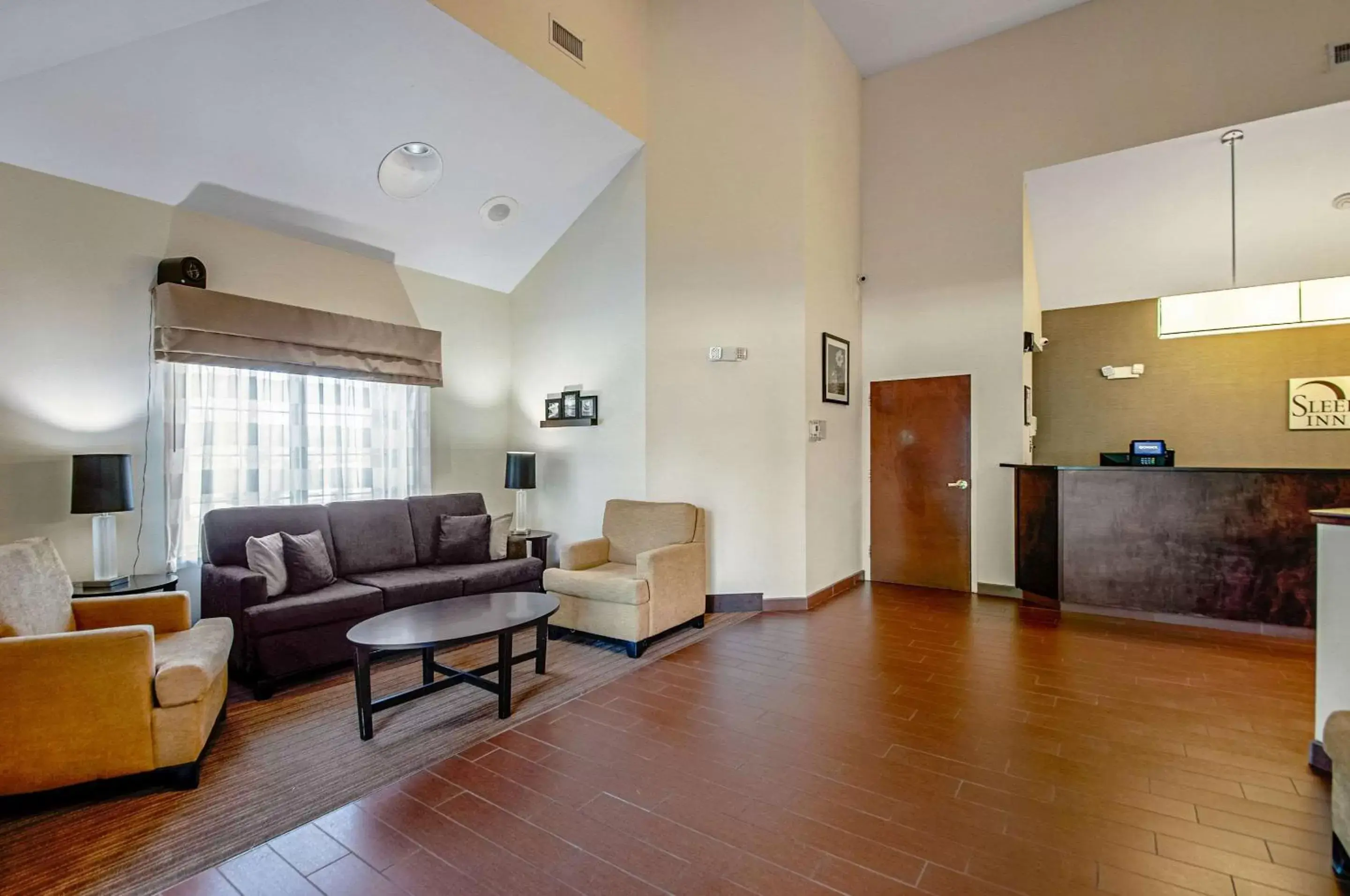 Lobby or reception, Seating Area in Sleep Inn Frederick