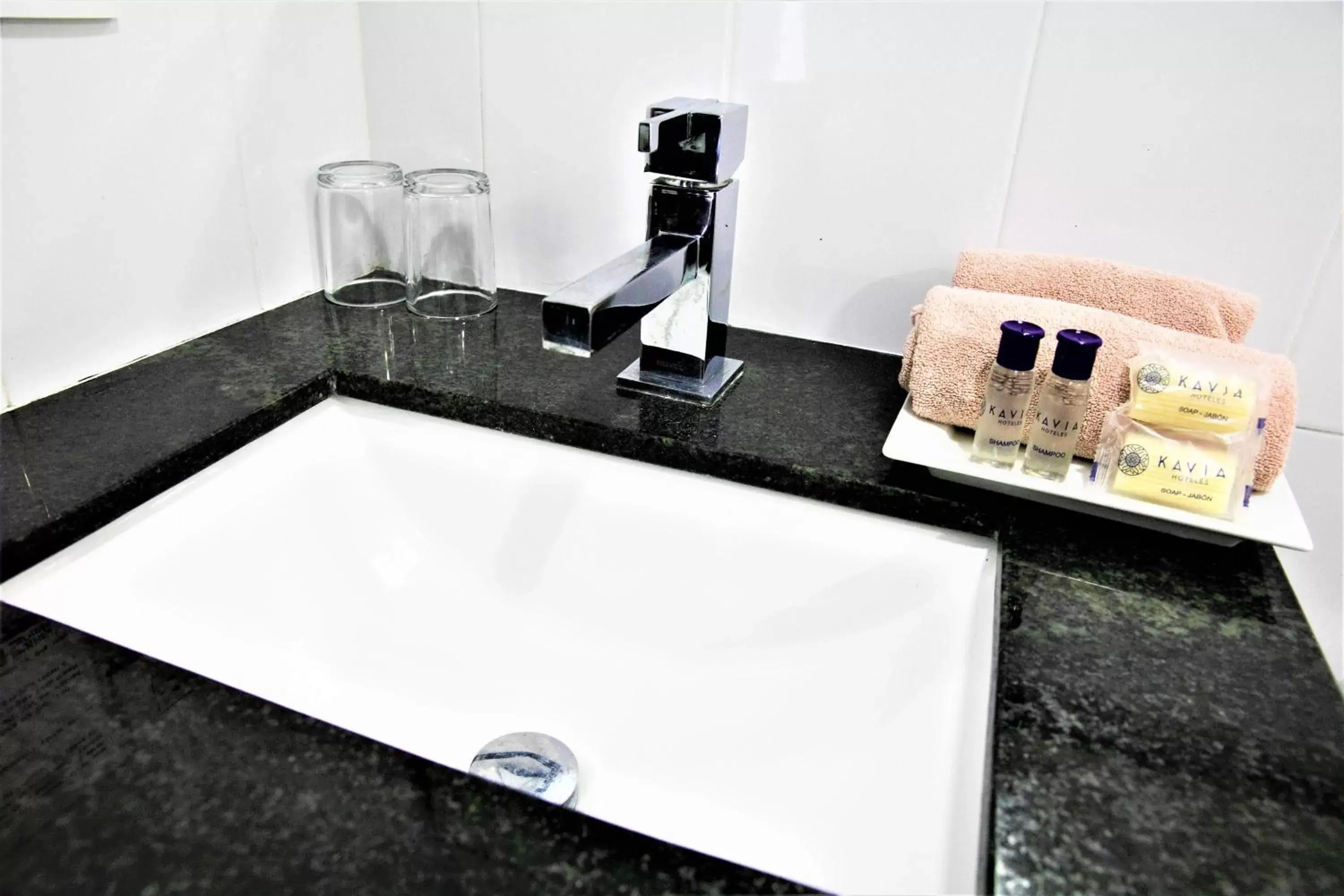 Bathroom in Hotel Colonial Playa del Carmen