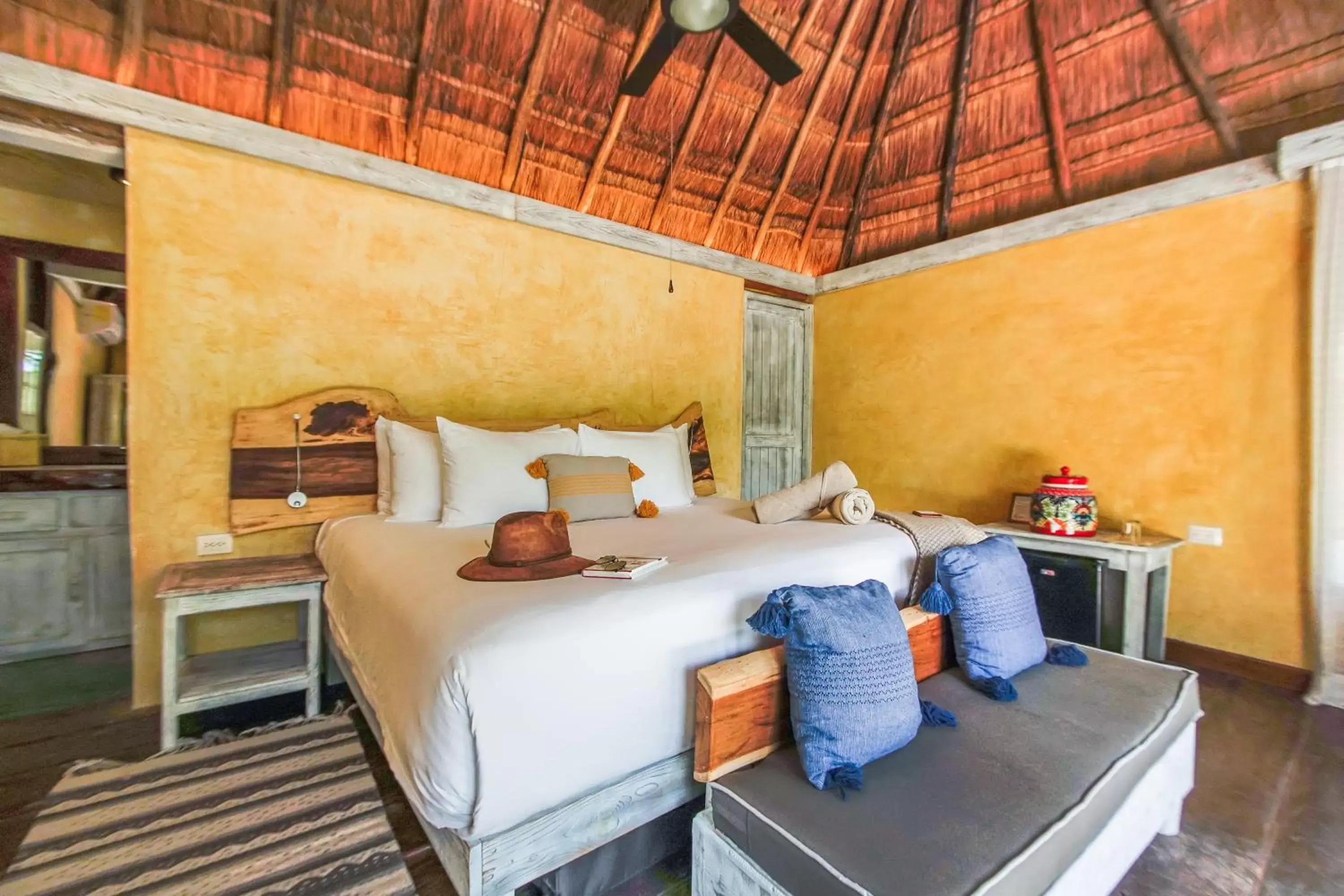 Photo of the whole room, Bed in Villa Pescadores Tulum