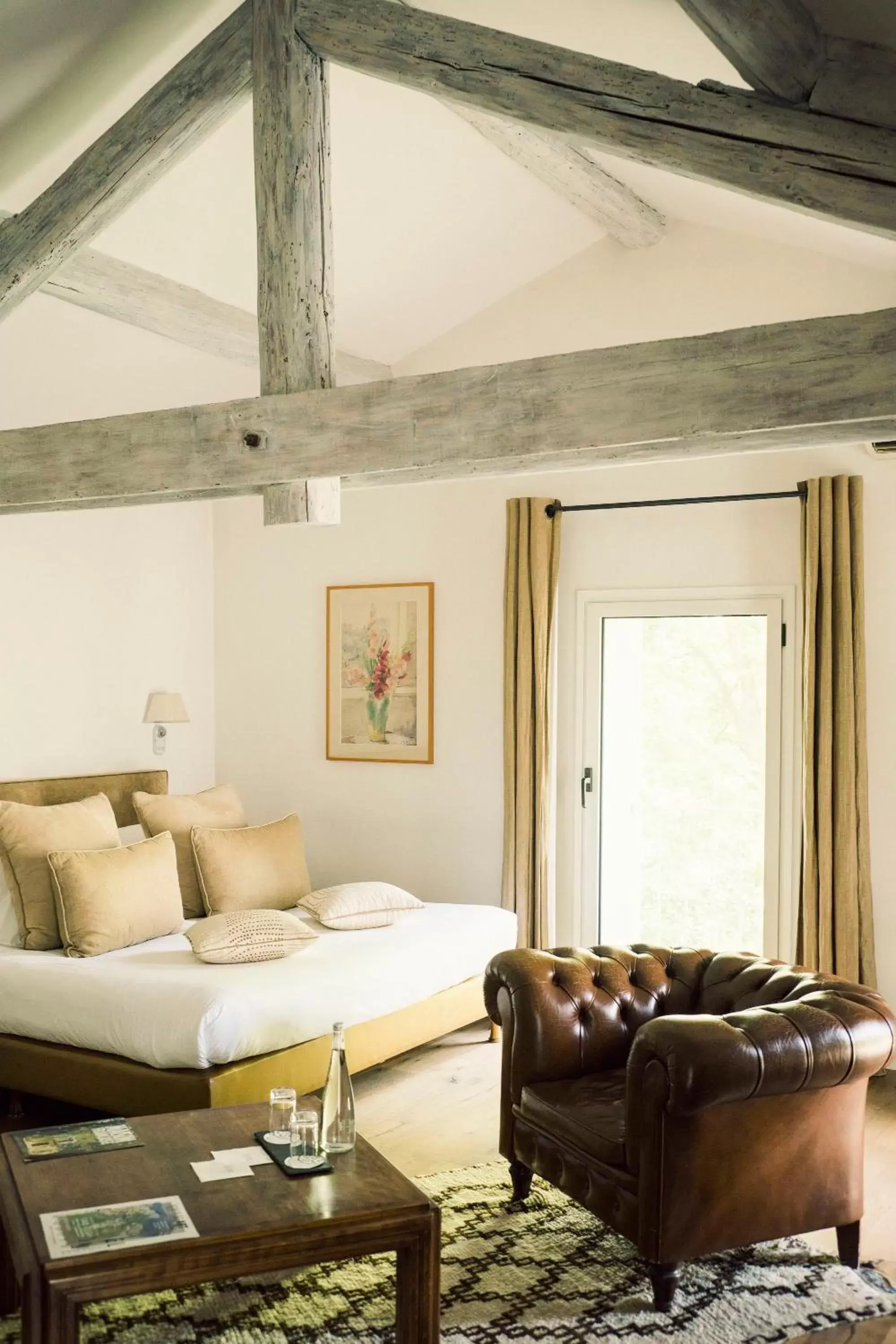 Bed in Hotel Château Des Alpilles