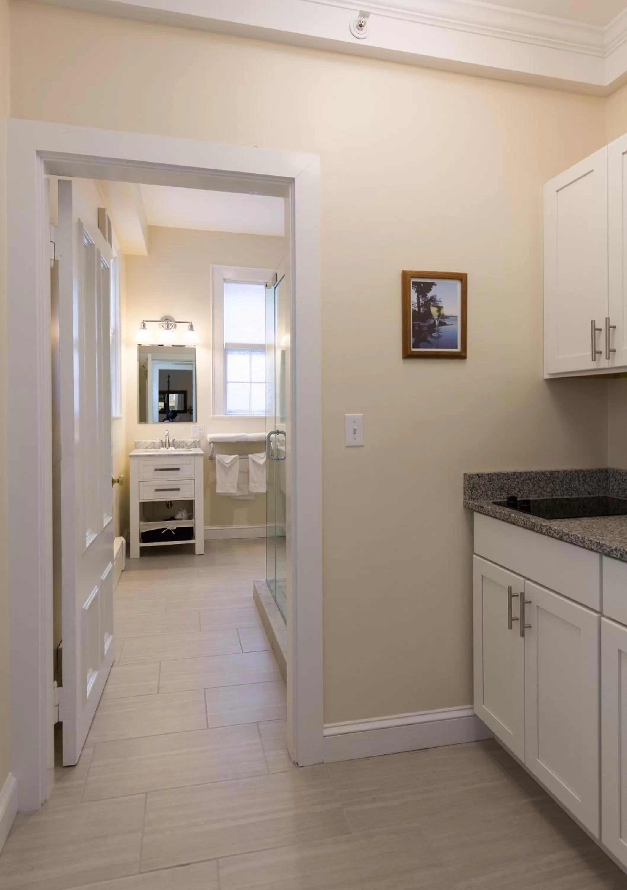 Kitchen/Kitchenette in The Salem Inn