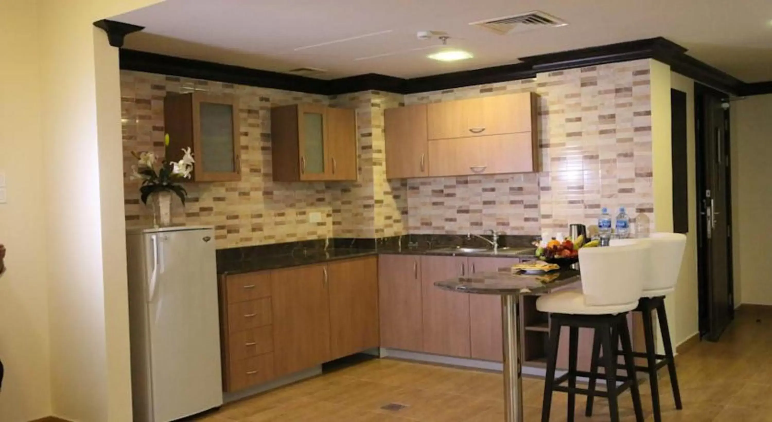 Dining area, Kitchen/Kitchenette in Royal Phoenicia Hotel