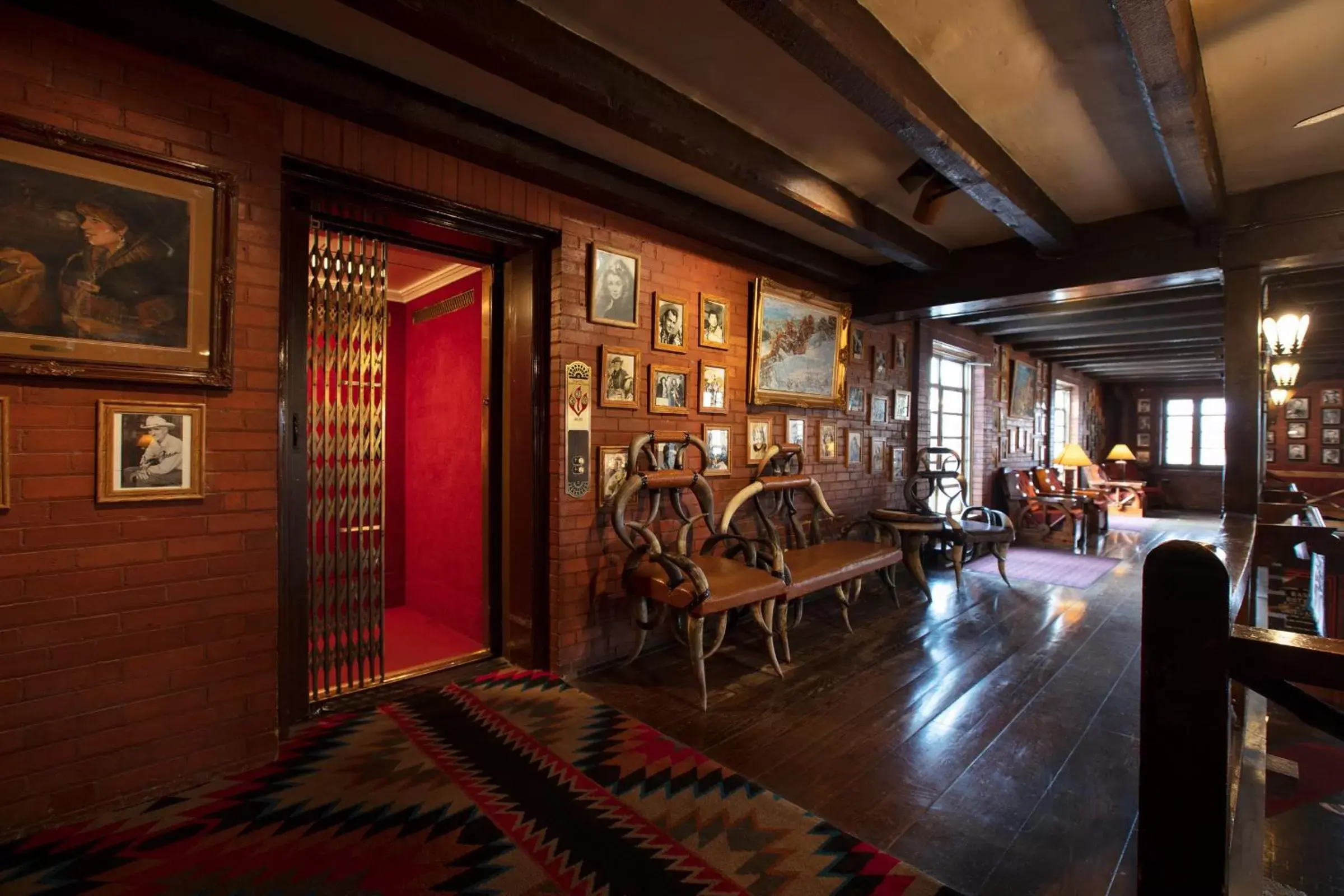 Hotel El Rancho Hotel El Rancho