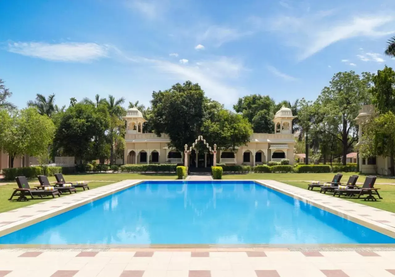 Swimming Pool in juSTa Rajputana Resort & Spa