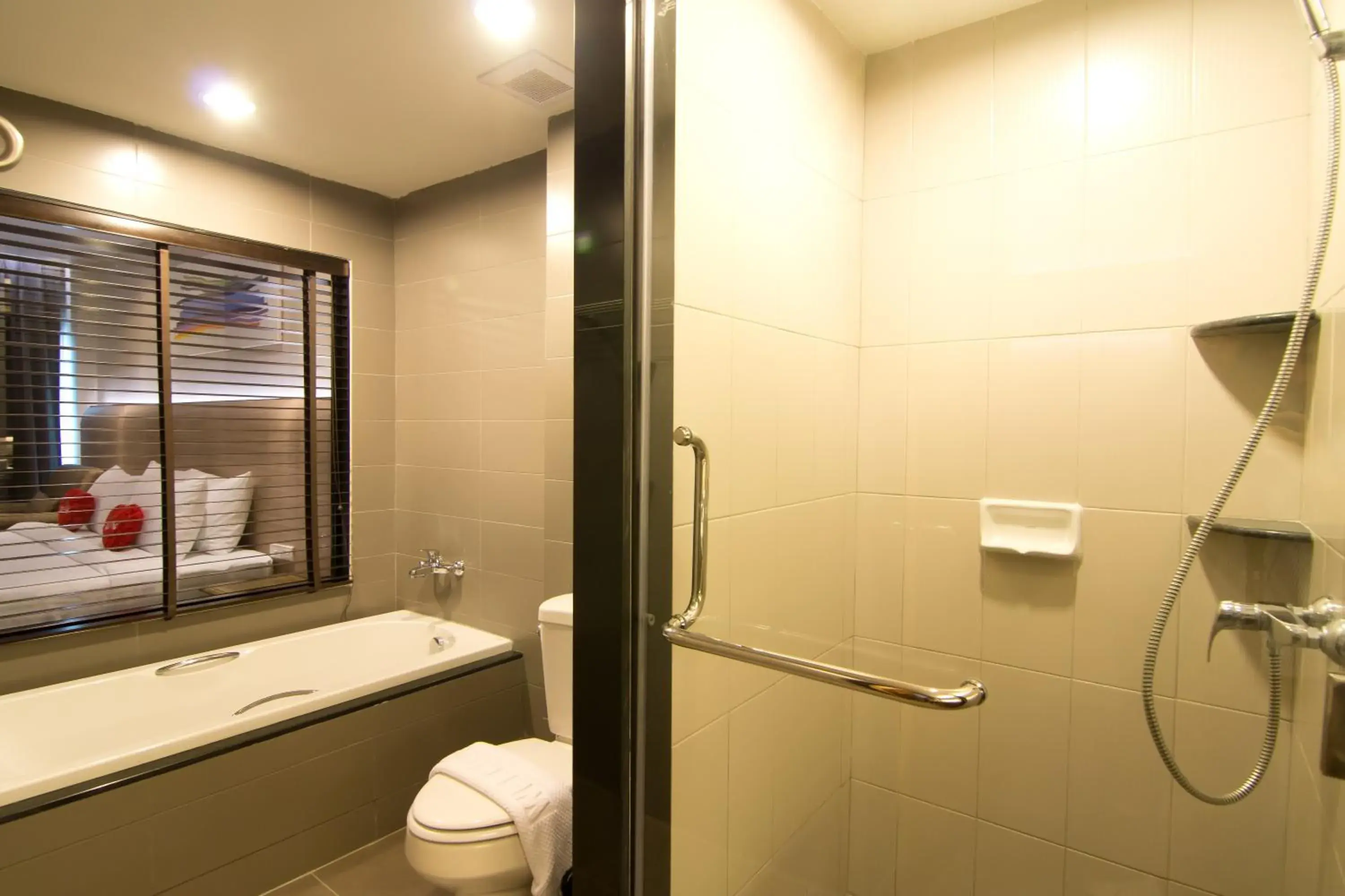 Bathroom in Sea Me Spring Too Hotel Bathroom in Sea Me Spring Too Hotel