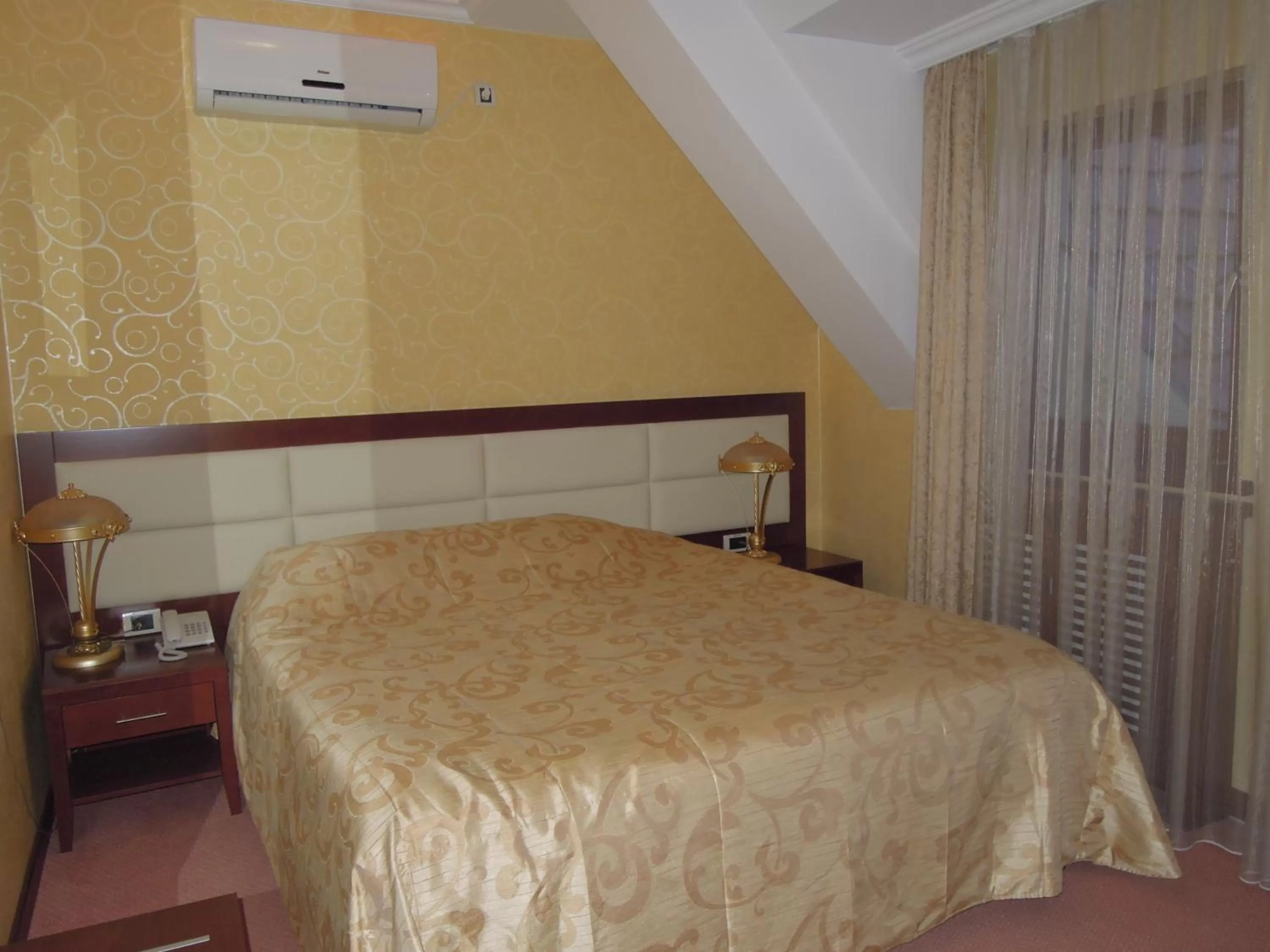 Single Room in Hotel Sucevic Garni
