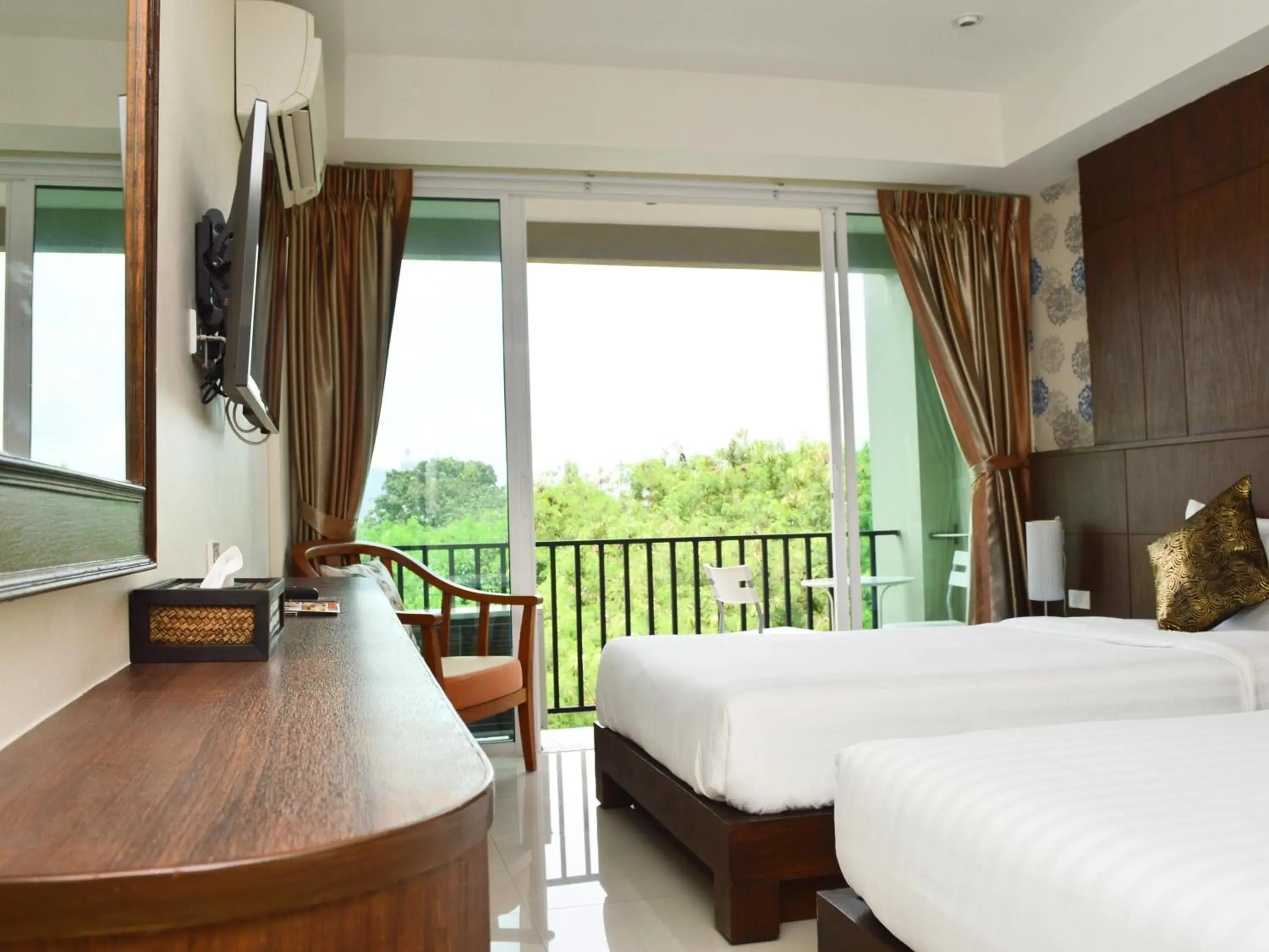 Superior Twin Room in Lub Sbuy House Hotel - SHA Superior Twin Room in Lub Sbuy House Hotel - SHA