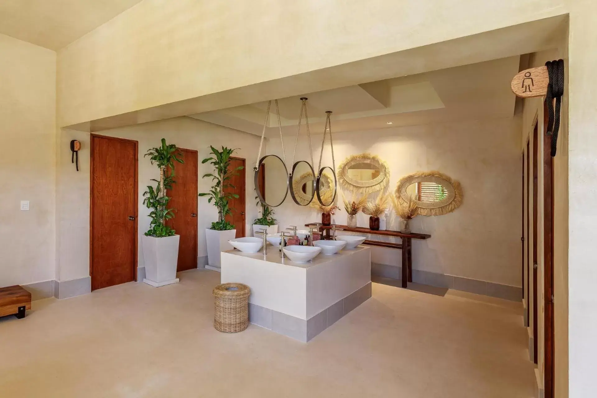 Public Bath, Bathroom in Hotel Shibari - Restaurant & Cenote Club
