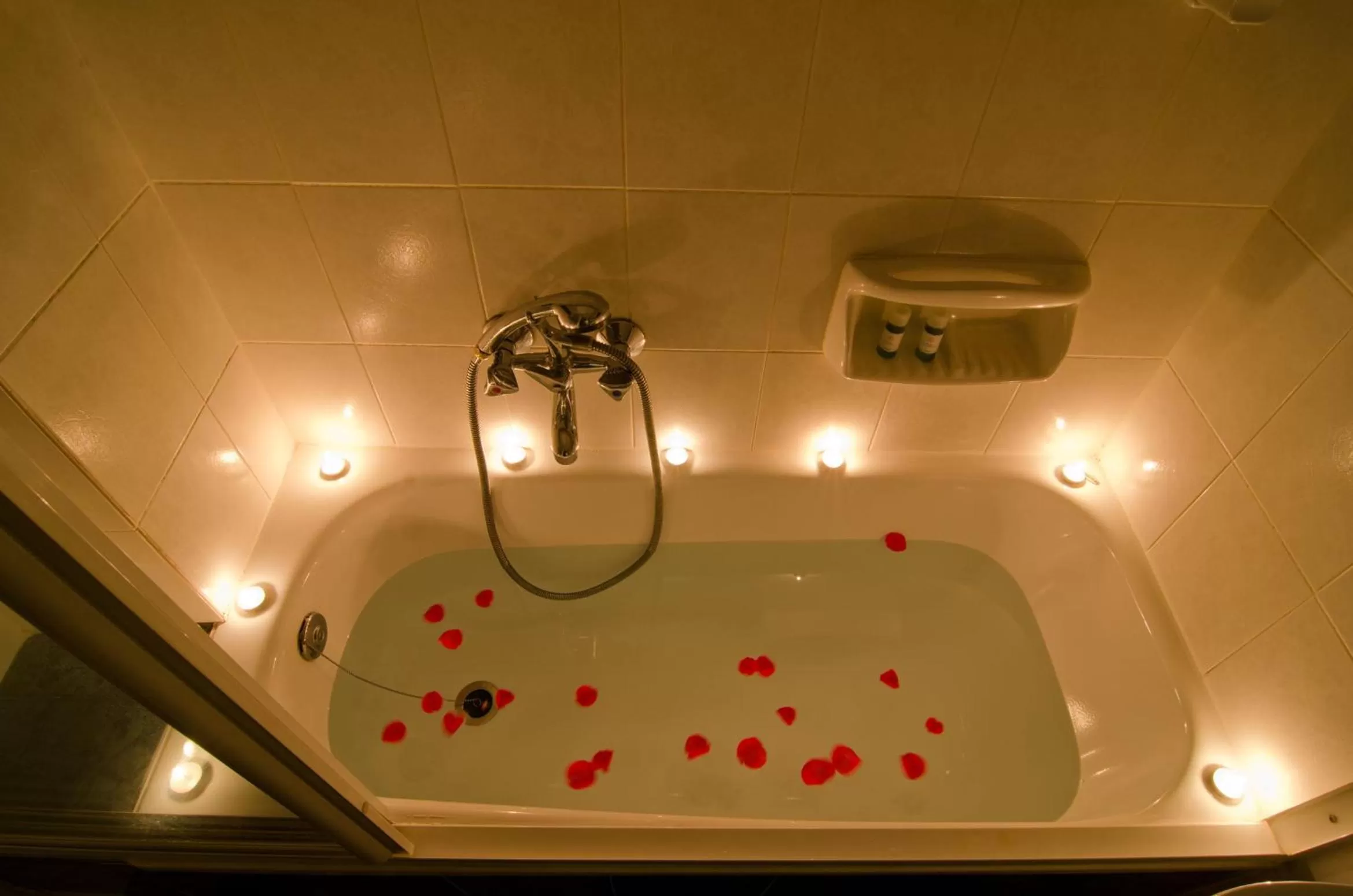 Bathroom in Vergina Hotel