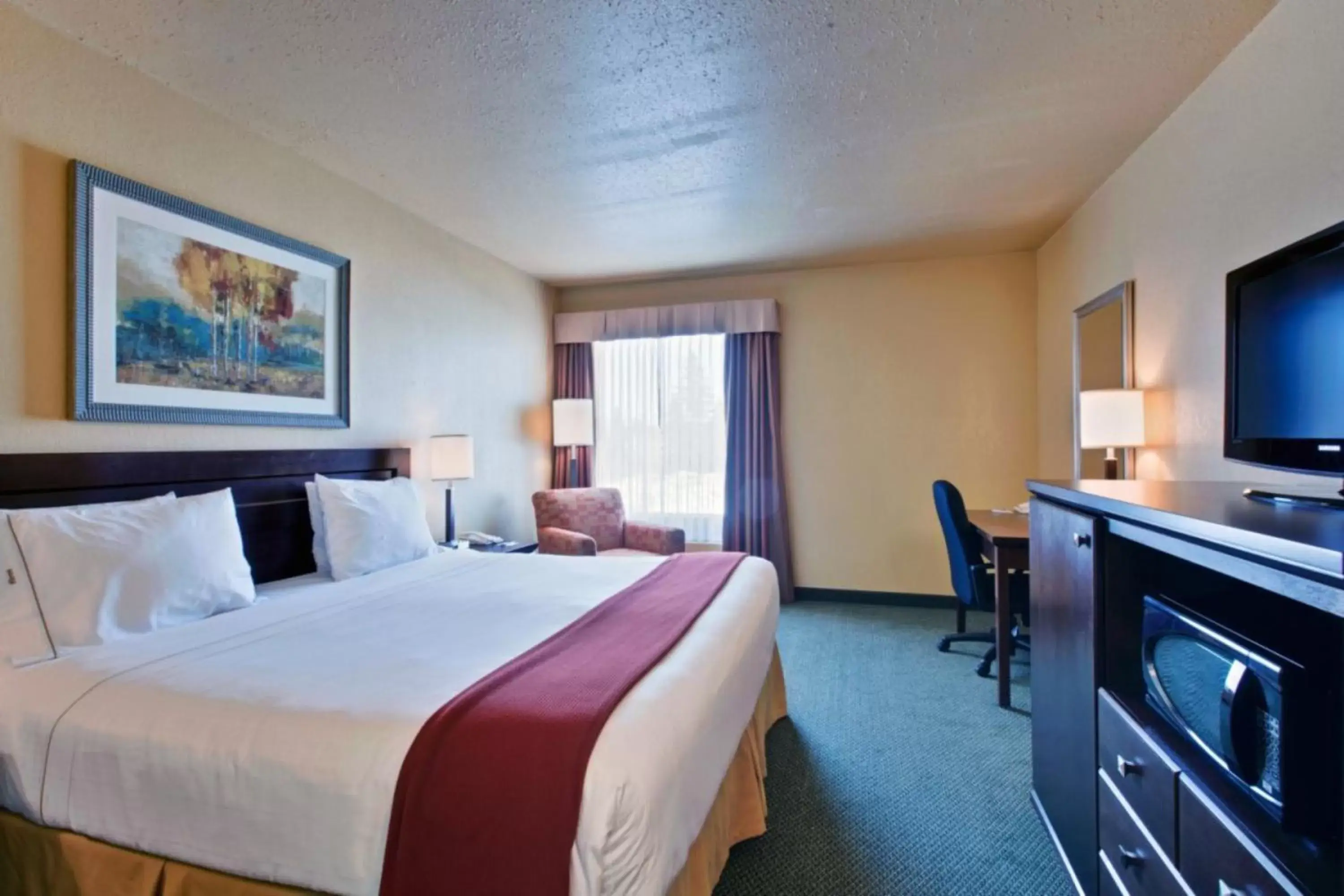 Photo of the whole room in Holiday Inn Express Dryden, an IHG Hotel