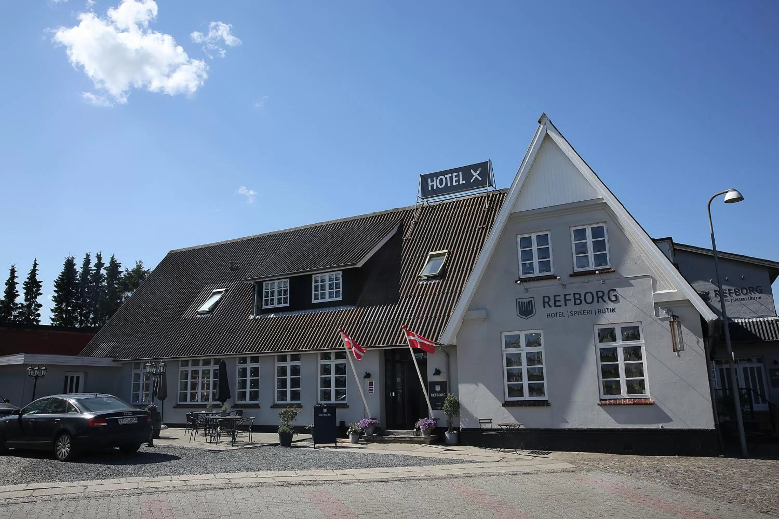 Property building in Refborg Hotel