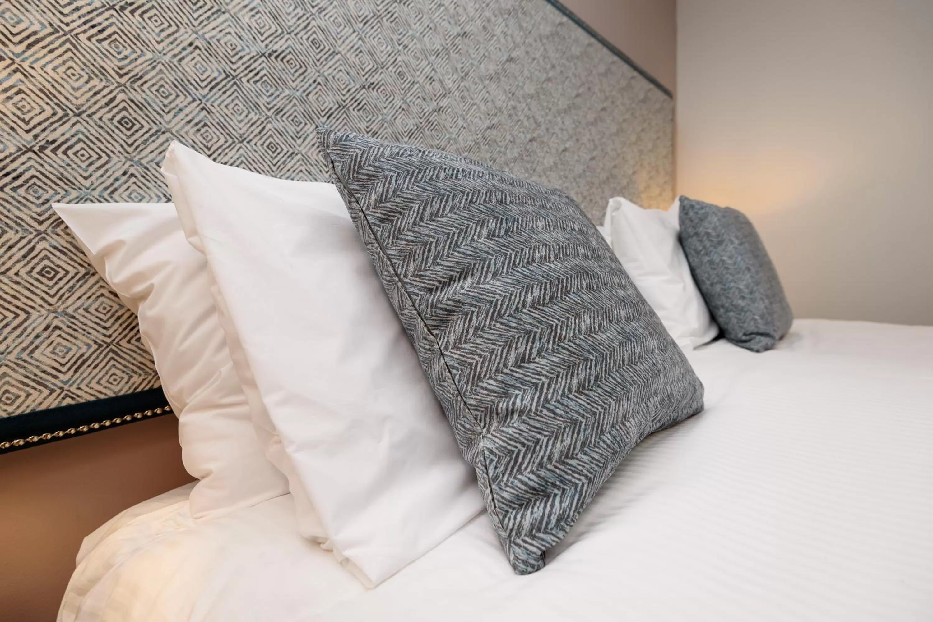 Bedroom in Portbyhan Hotel