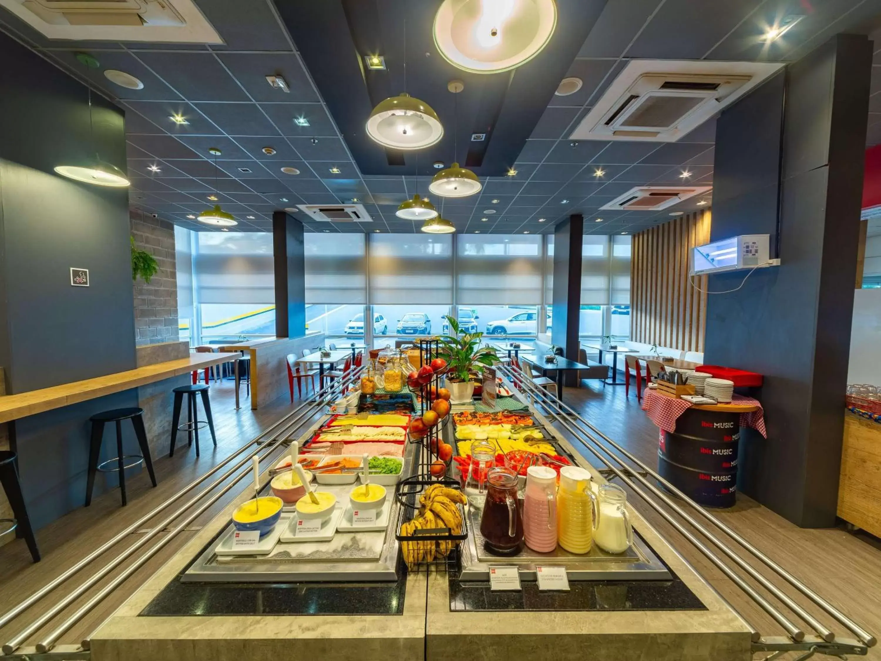 Restaurant/Places to Eat in ibis Manaus Aeroporto