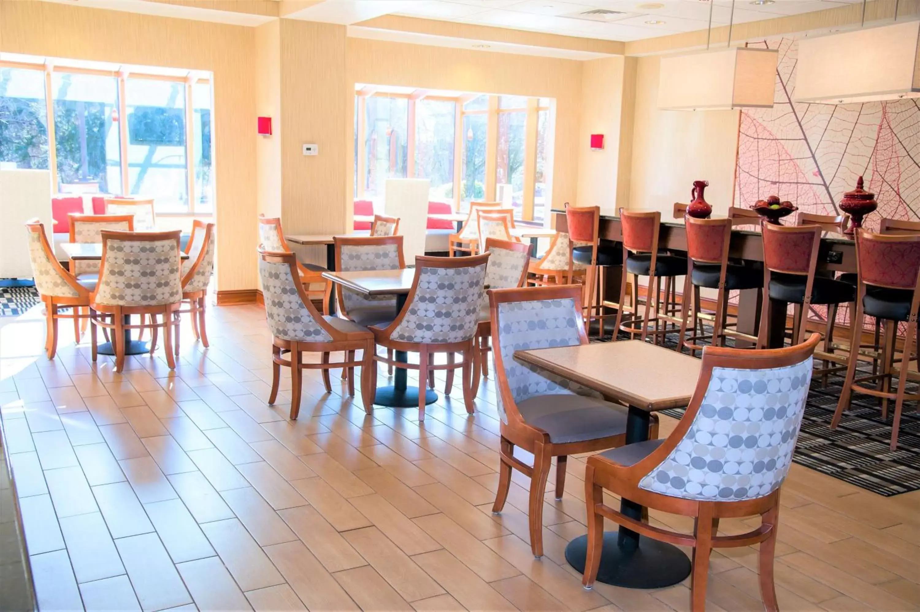Lobby or reception, Restaurant/Places to Eat in Hampton Inn Lewisburg