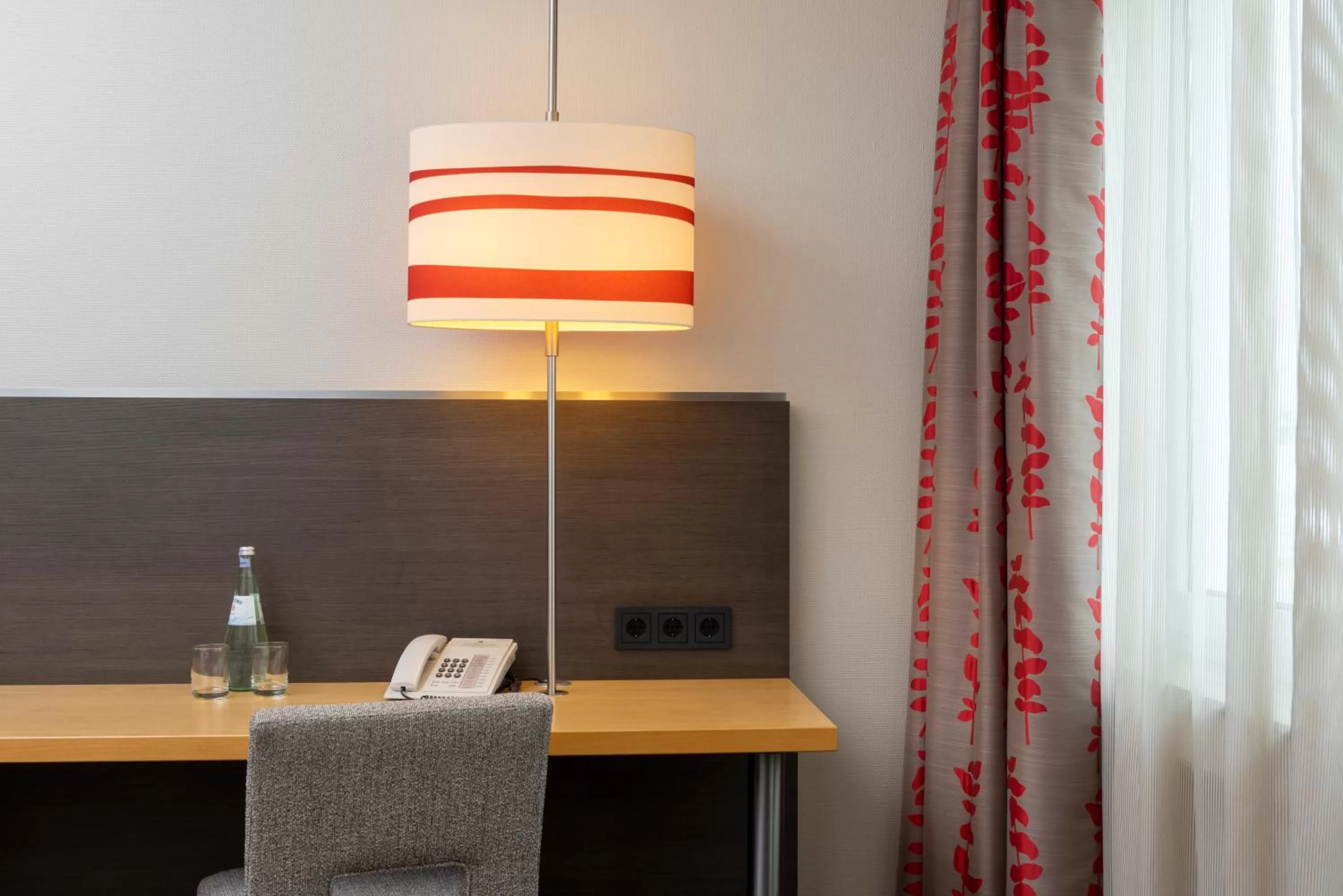 Photo of the whole room in Holiday Inn Frankfurt Airport - Neu-Isenburg by IHG