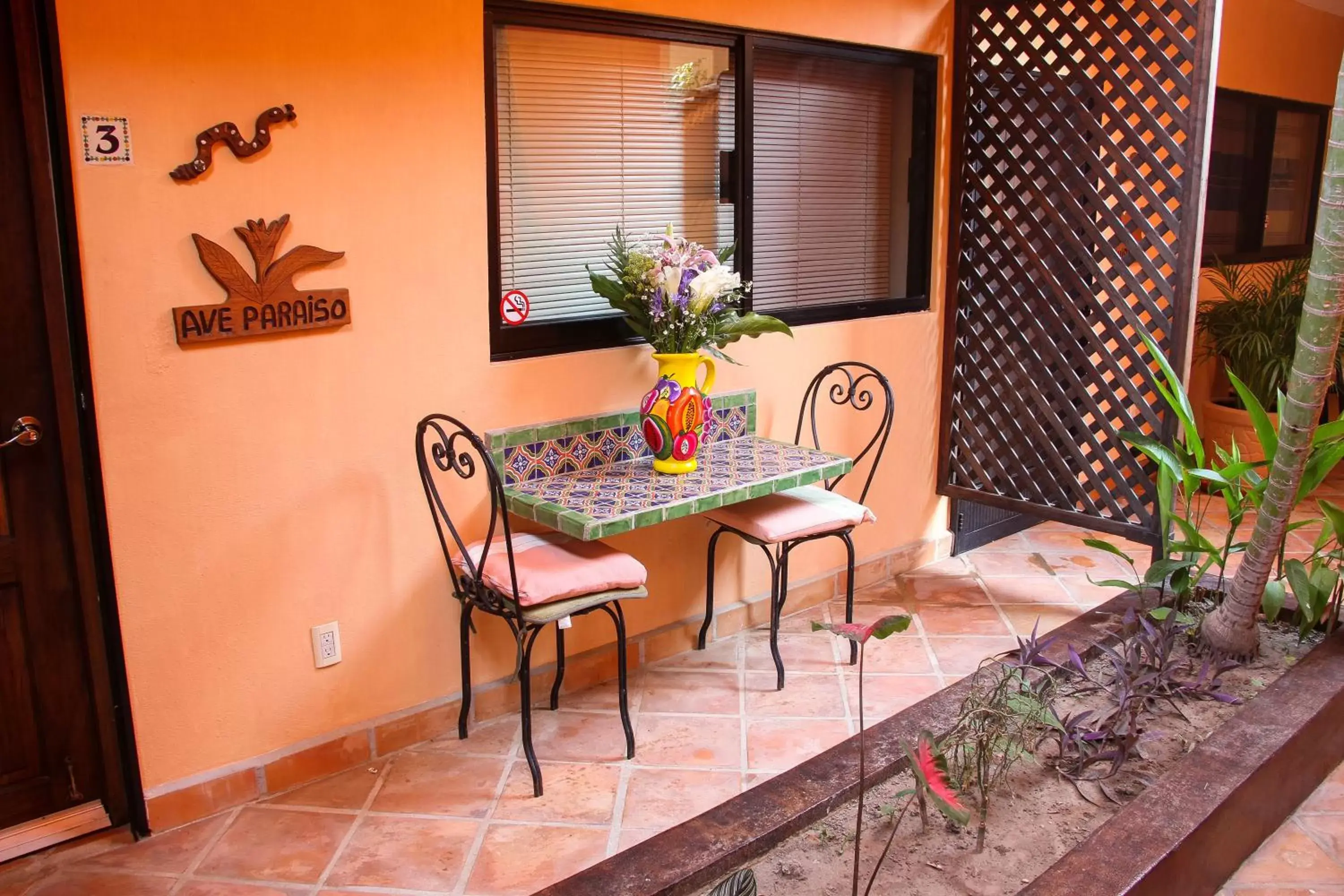 Patio in Hotel Casamar Suites