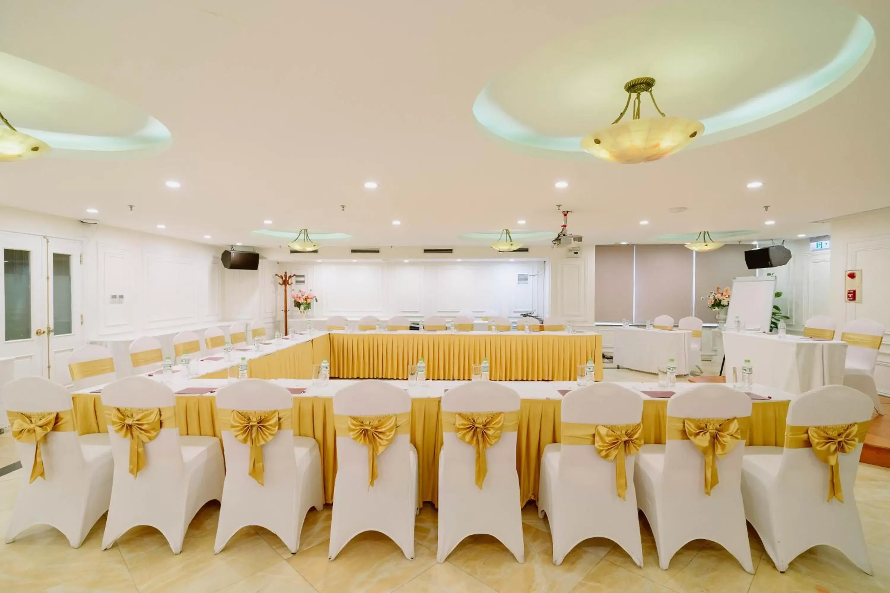 Banquet/Function facilities, Banquet Facilities in A25 Luxury Hotel