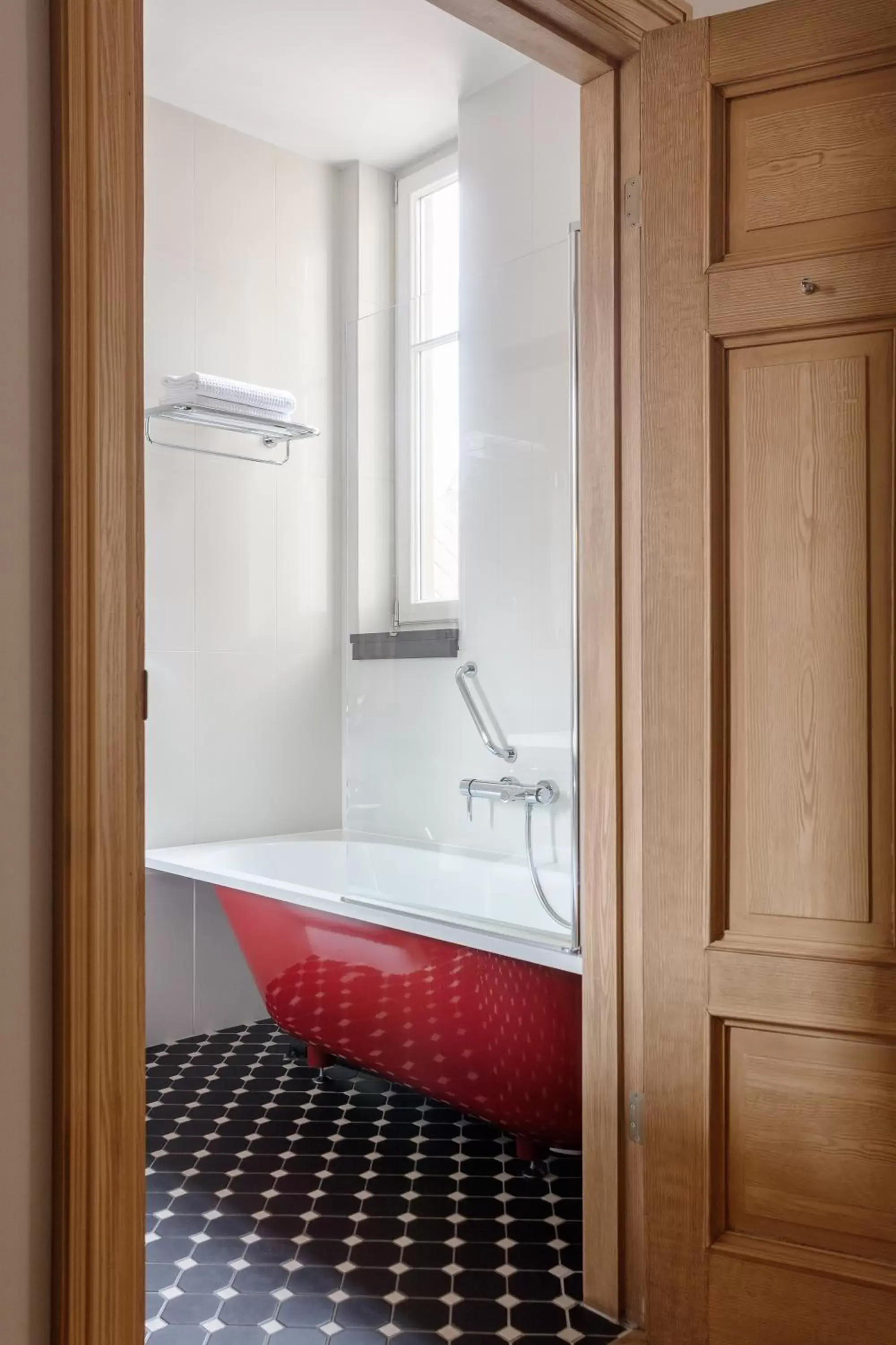 Bathroom in Neiburgs Hotel