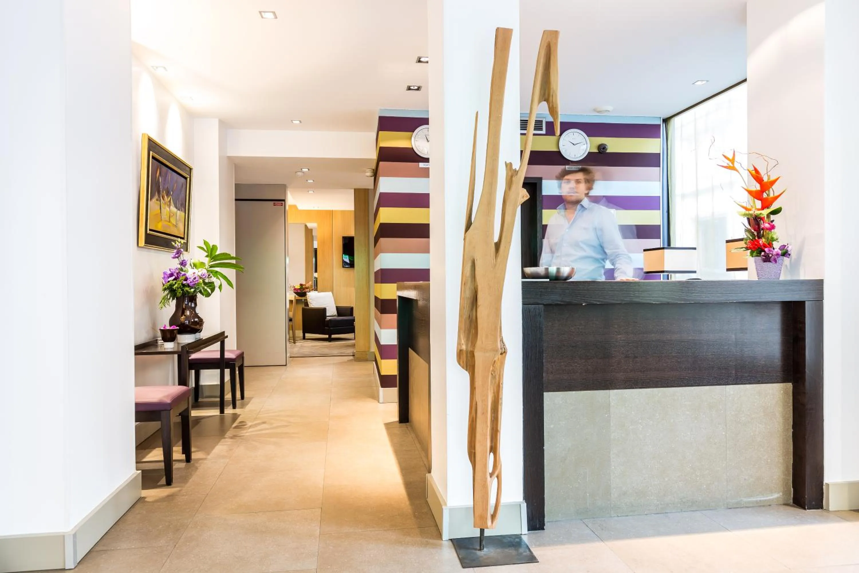Lobby or reception in Hotel Duret Paris Champs Elysées