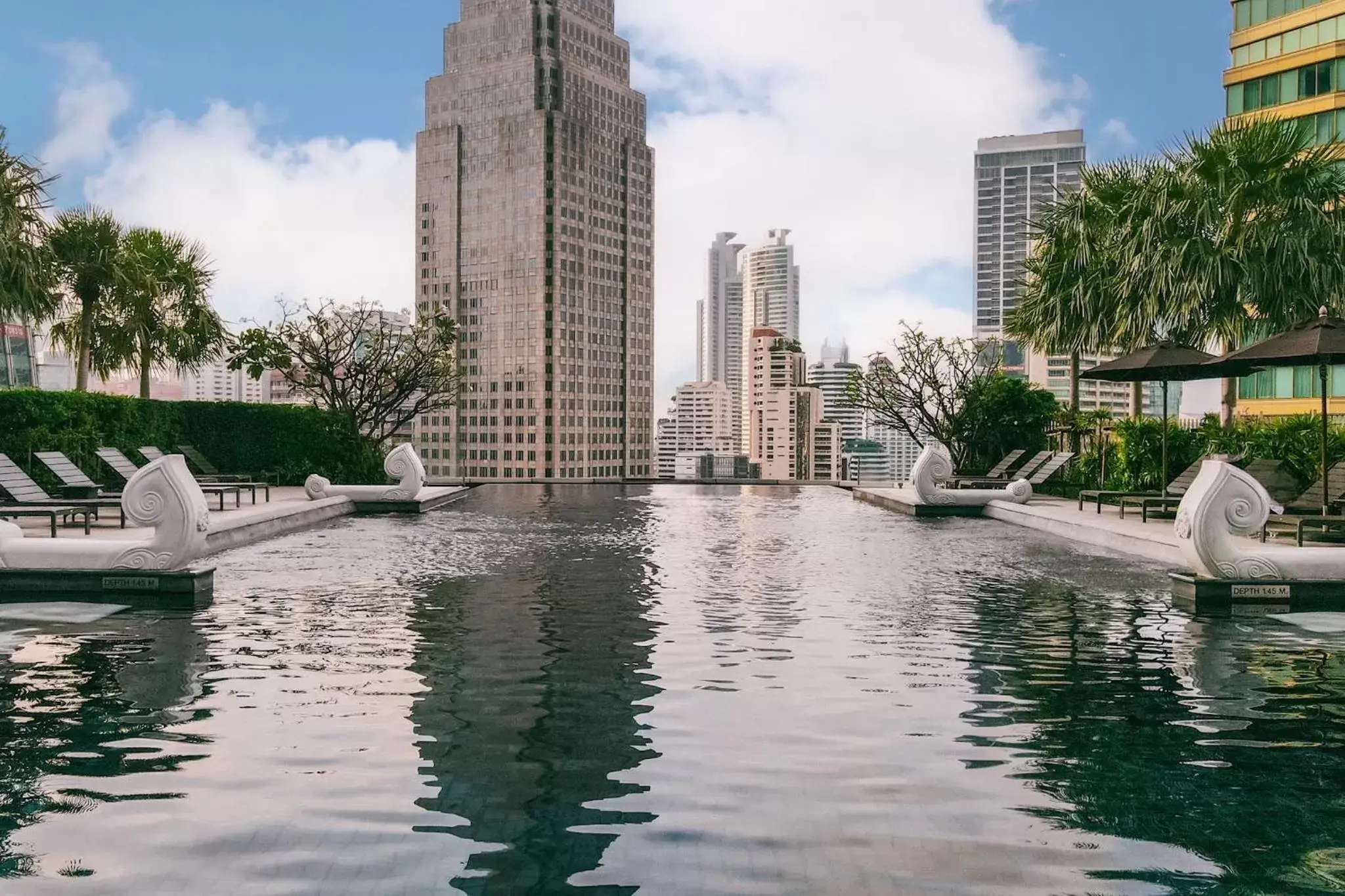 Swimming pool in Grande Centre Point Hotel Terminal21 Swimming pool in Grande Centre Point Hotel Terminal21