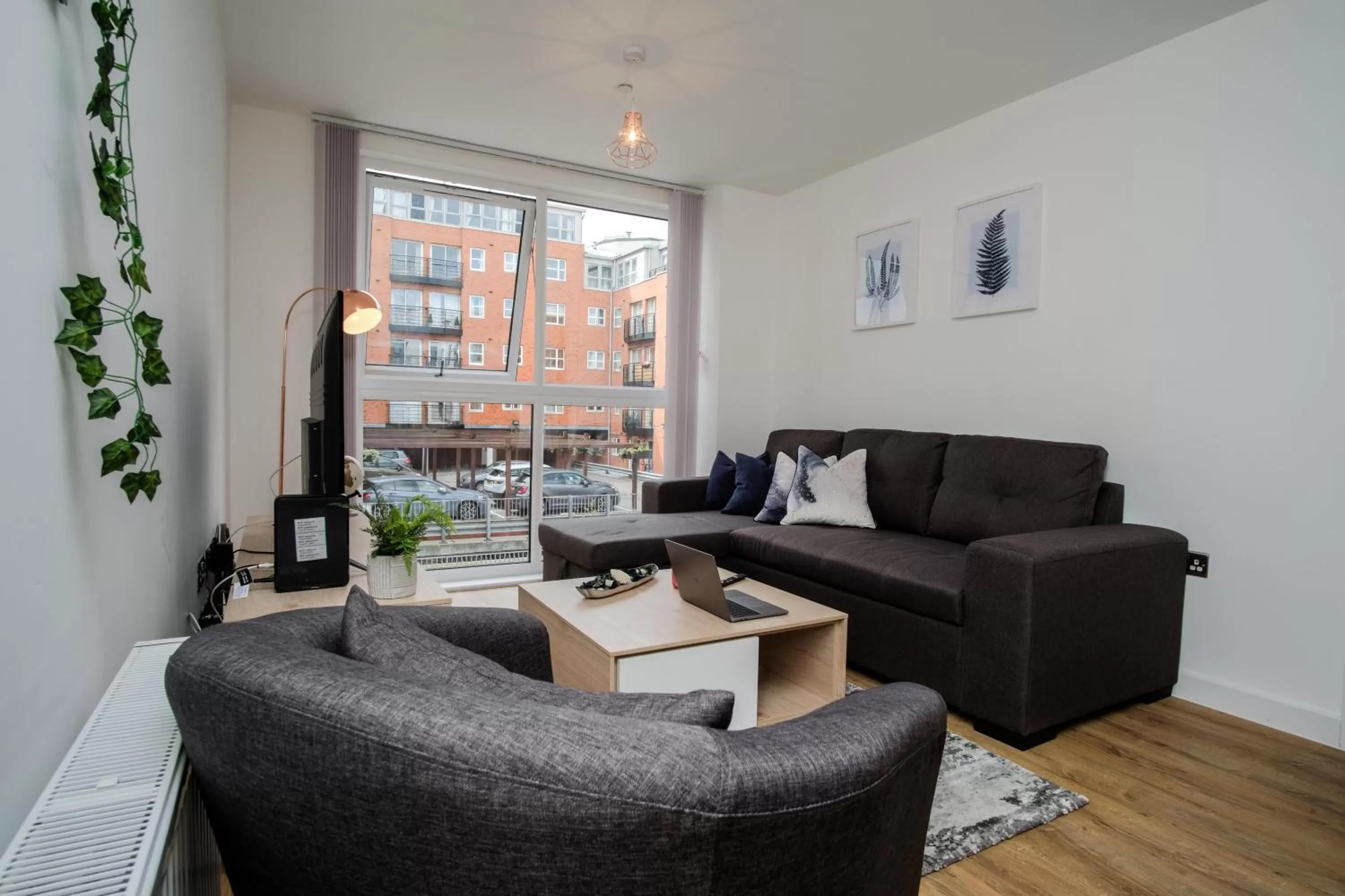 TV and multimedia, Seating Area in Onyx O2 Arena Brindley Place Broad Street Large Spacious Apartment