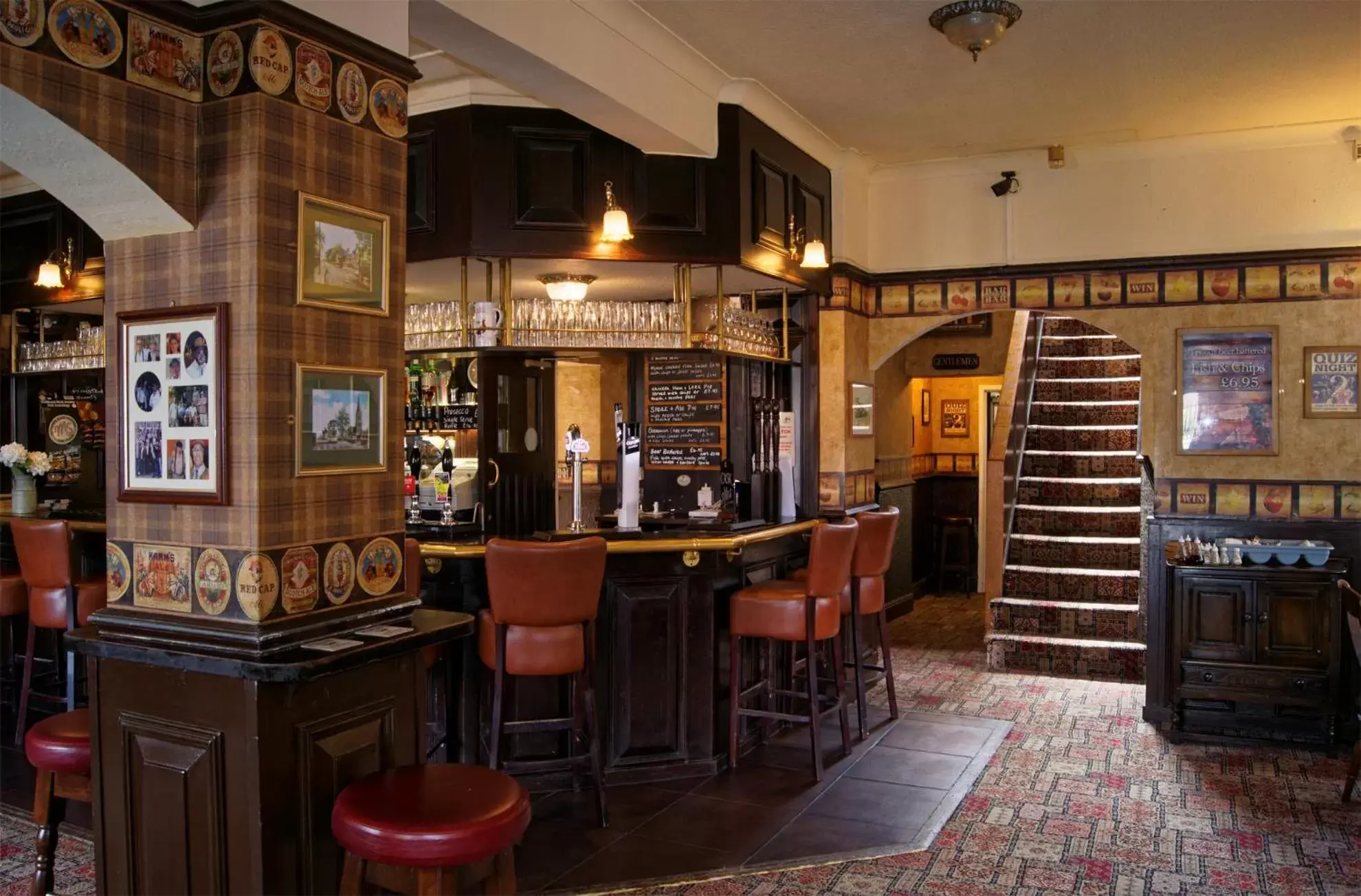 Lounge/Bar in The Old Crown Inn