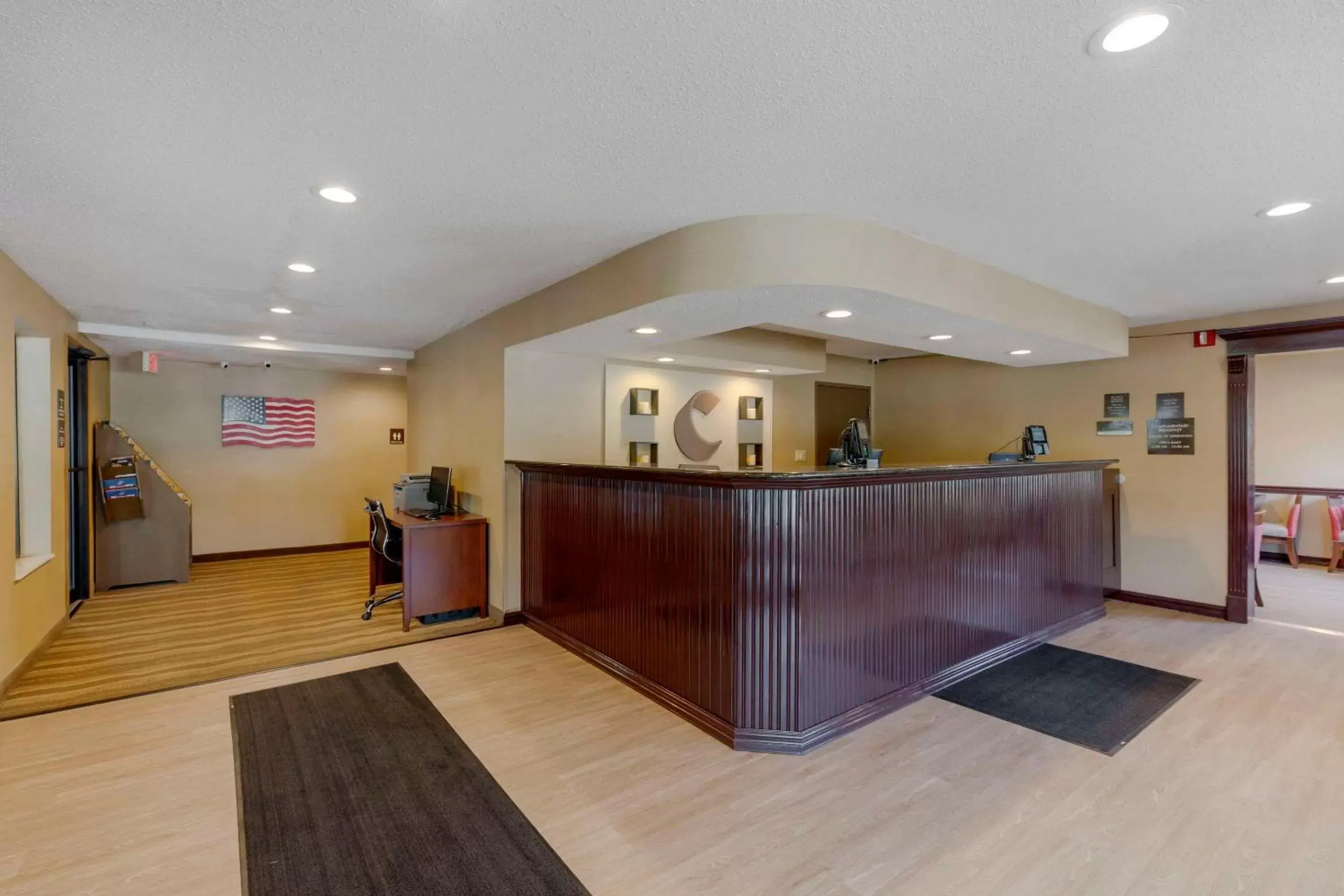 Lobby or reception in Comfort Inn Mount Vernon Downtown Lobby or reception in Comfort Inn Mount Vernon Downtown