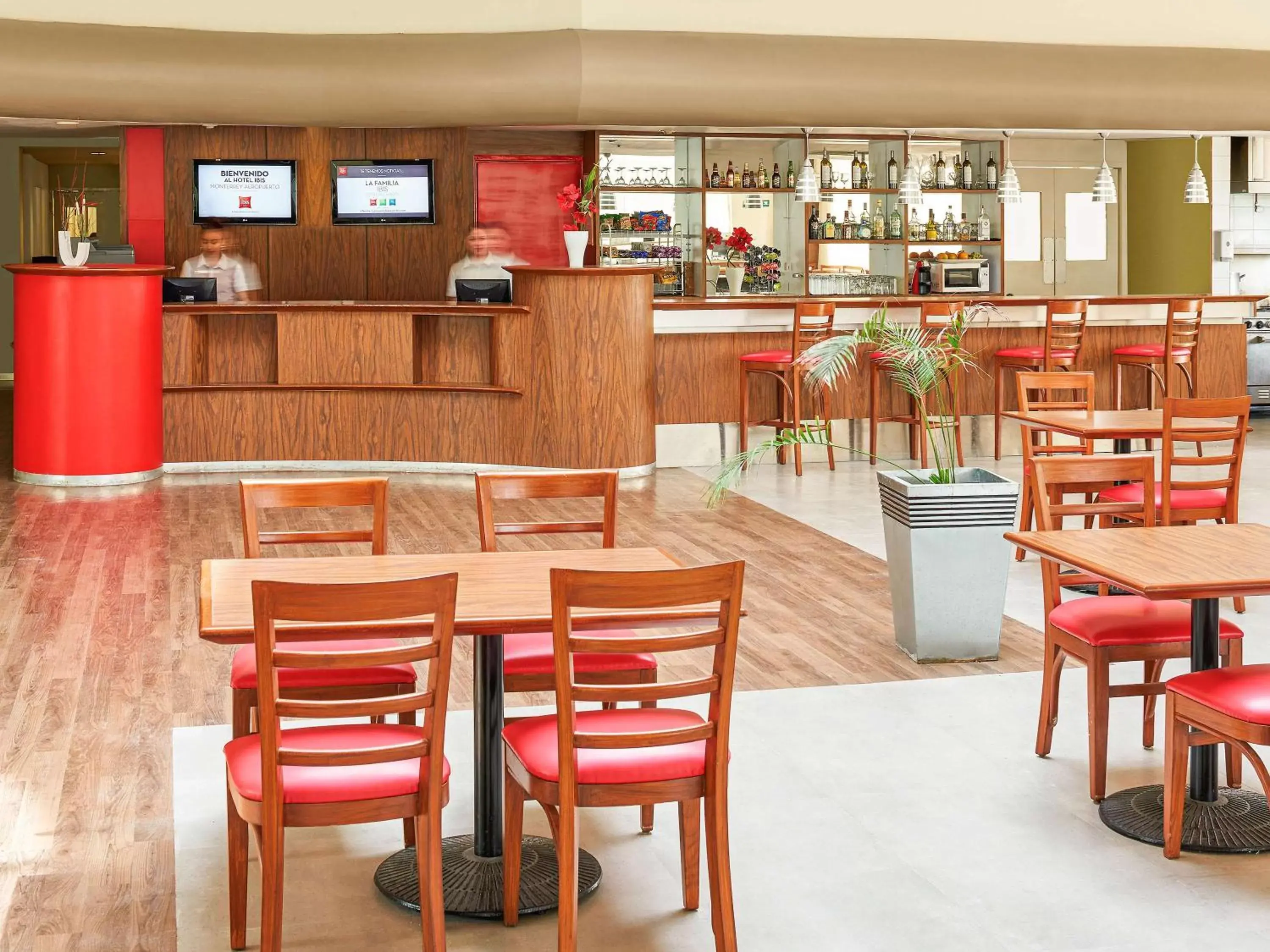 Restaurant/Places to Eat in Ibis Monterrey Aeropuerto