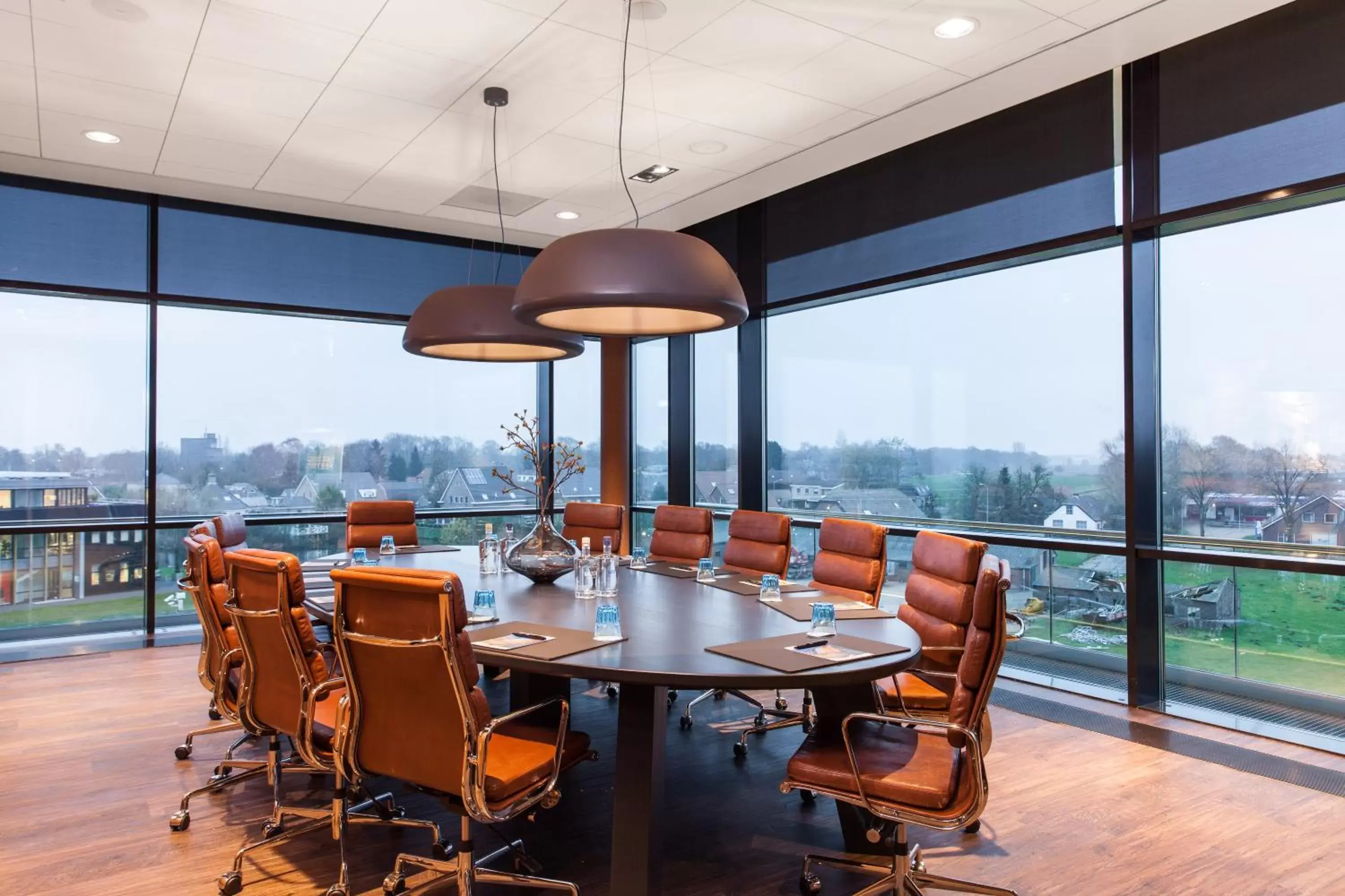 Meeting/conference room, Restaurant/Places to Eat in Van der Valk hotel Veenendaal